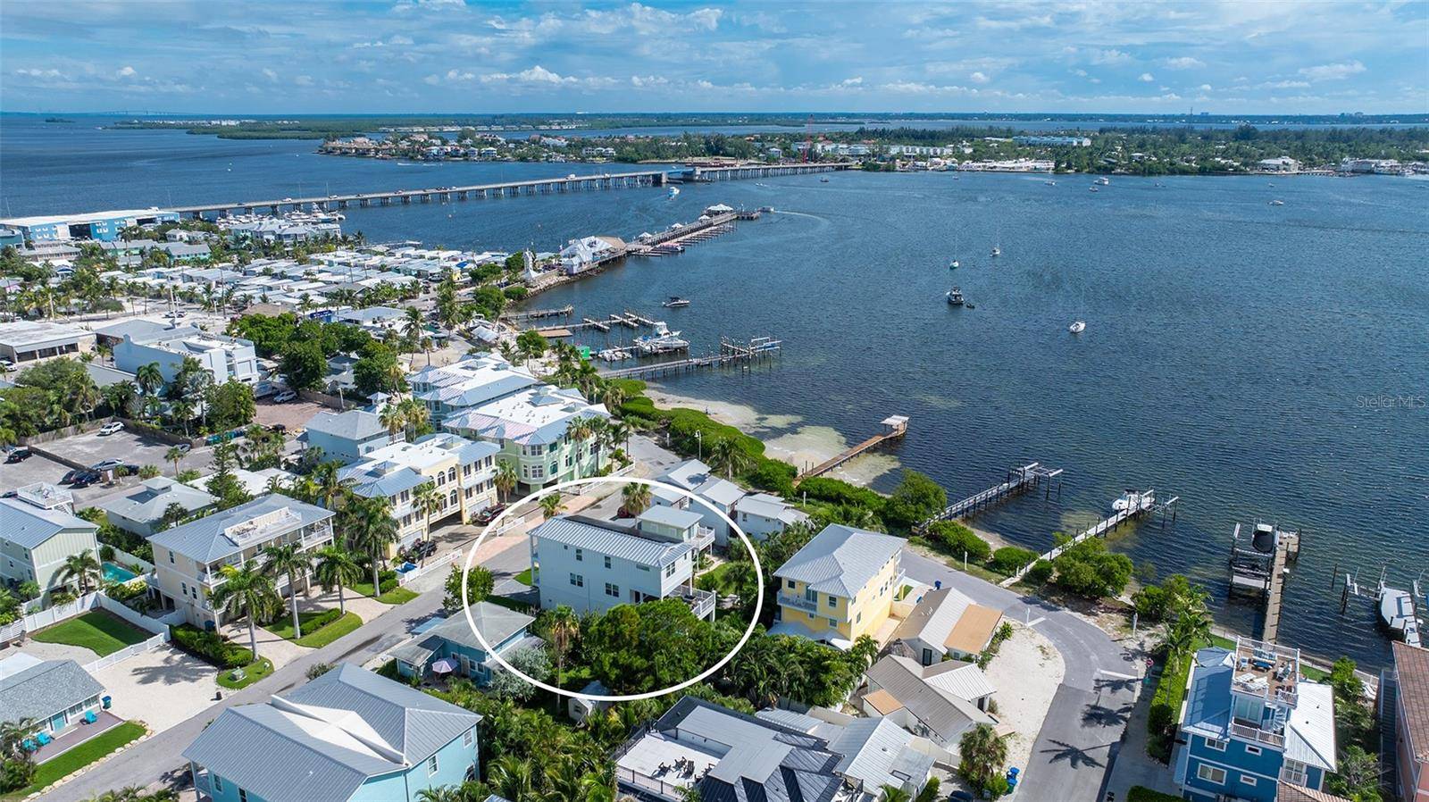 111 4TH ST S, Bradenton Beach, FL 34217