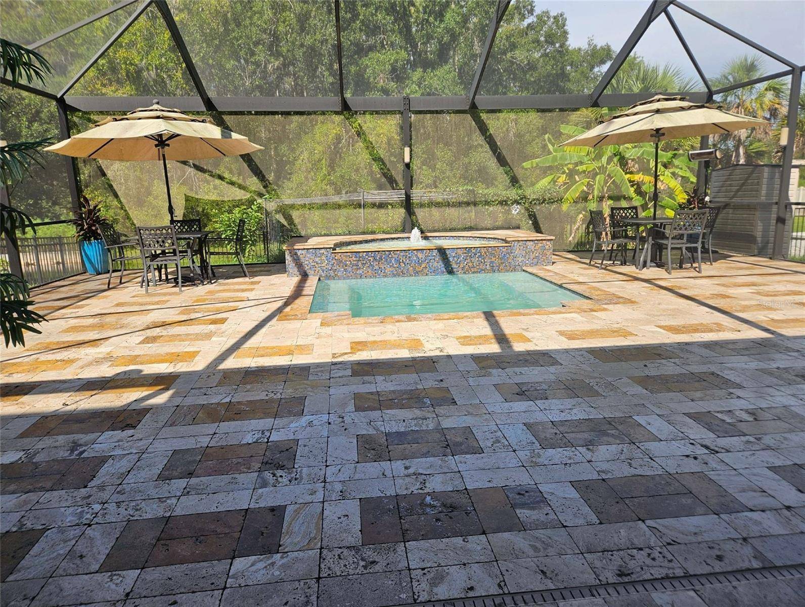 16368 HYDE MANOR DR, Tampa, FL 33647