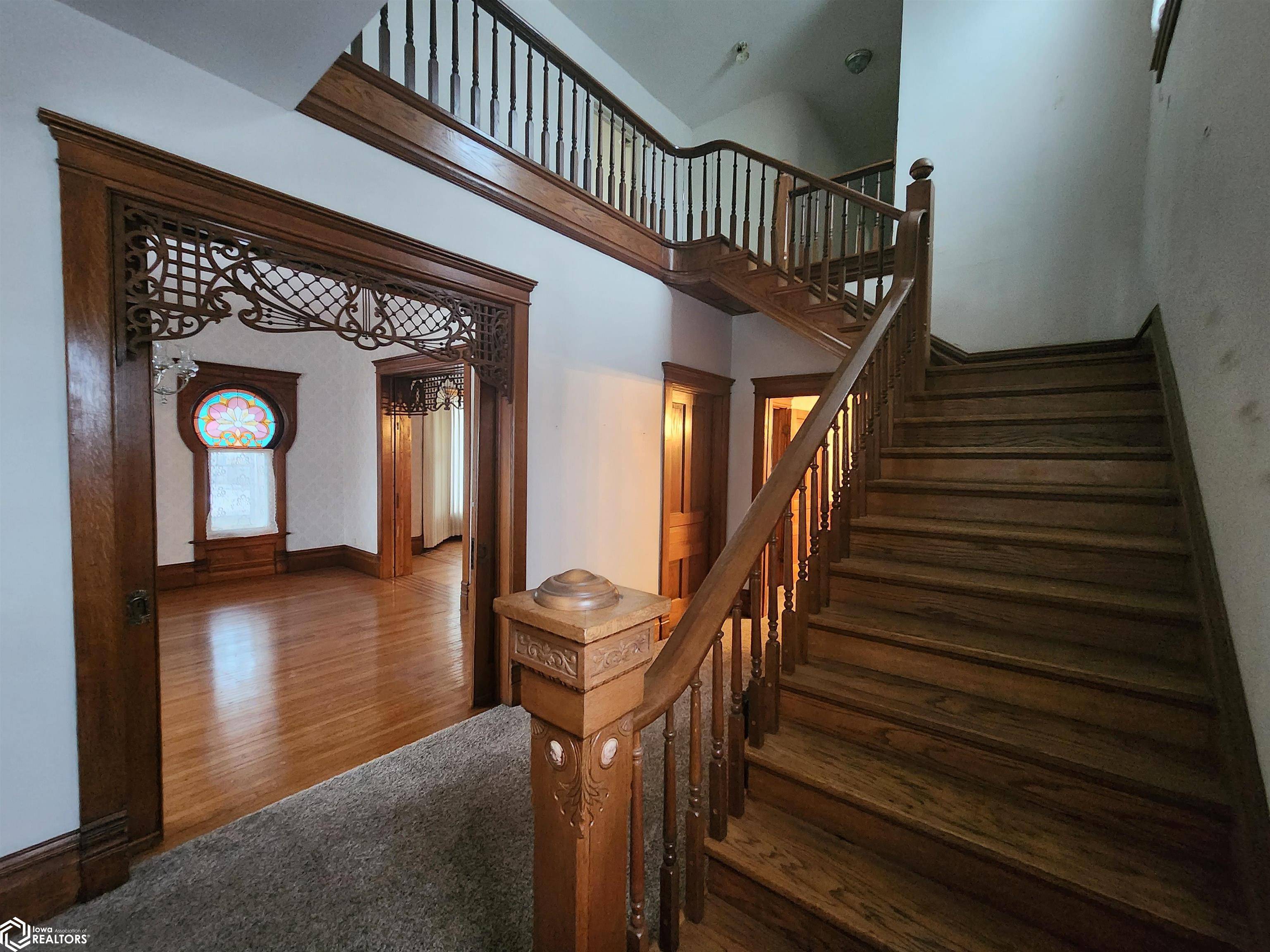 120 1st AVE, Clarion, IA 50525