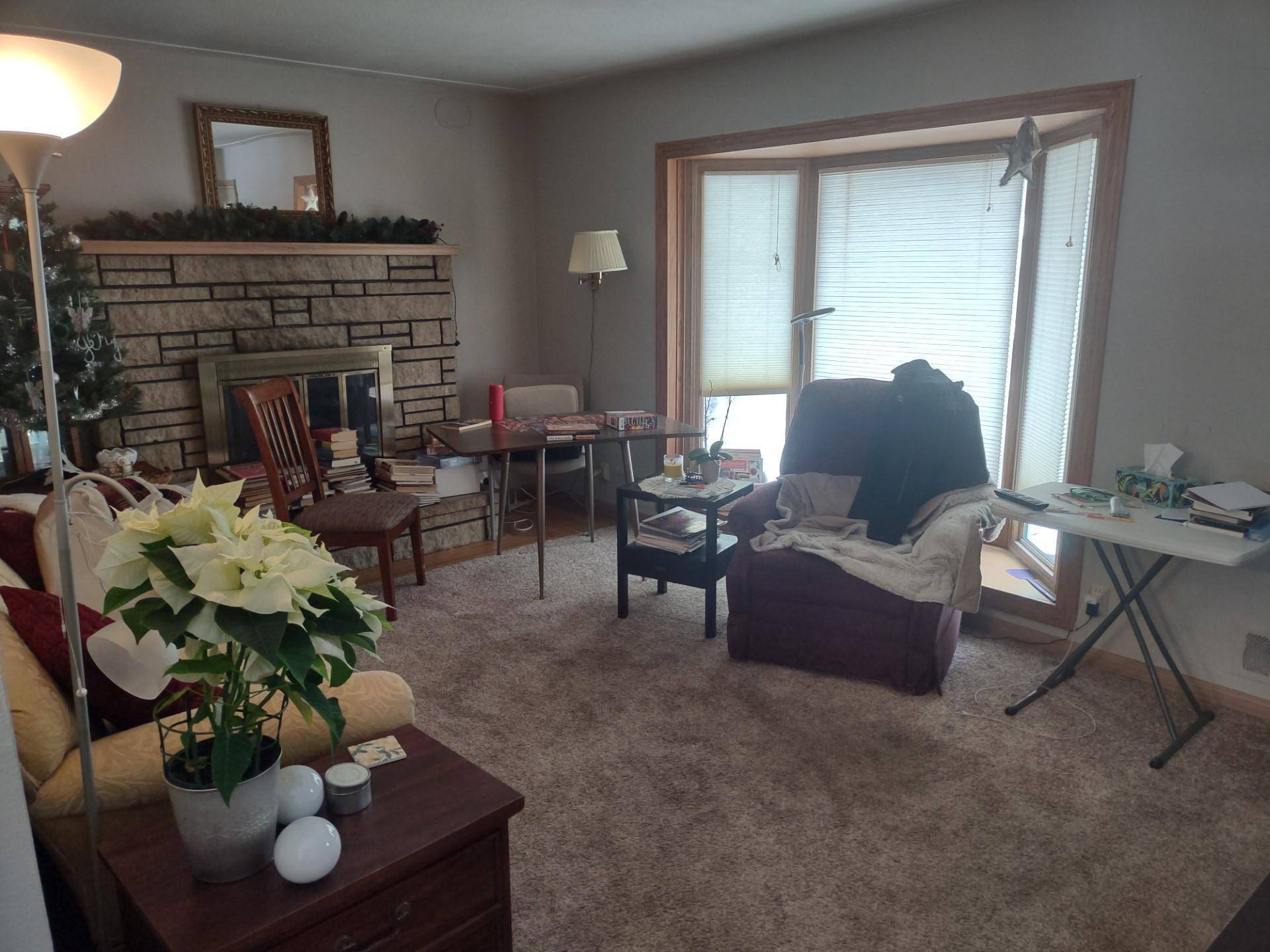 1846 Grant RD, Arden Hills, MN 55112