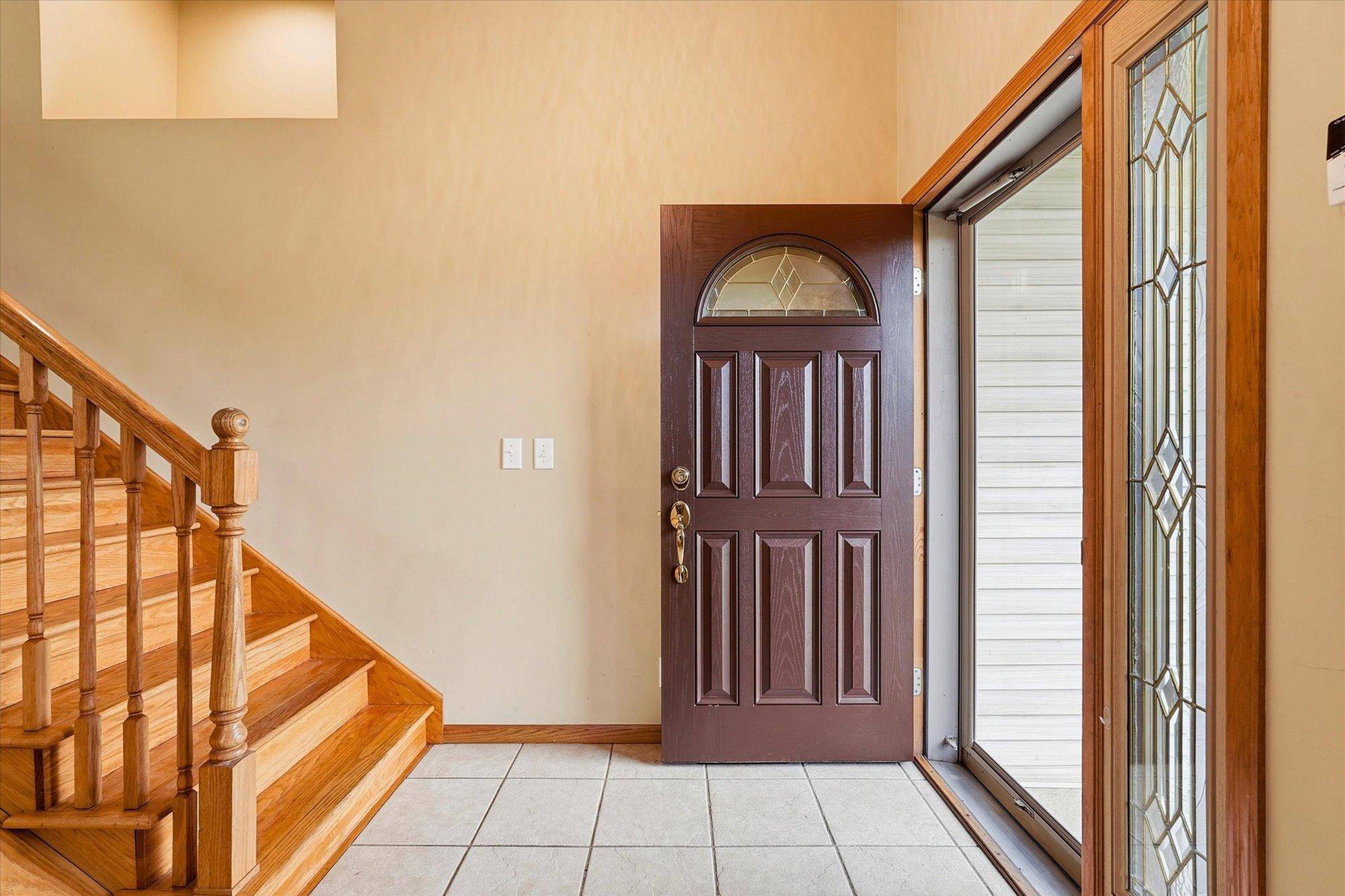 33644 Oasis RD, Center City, MN 55012