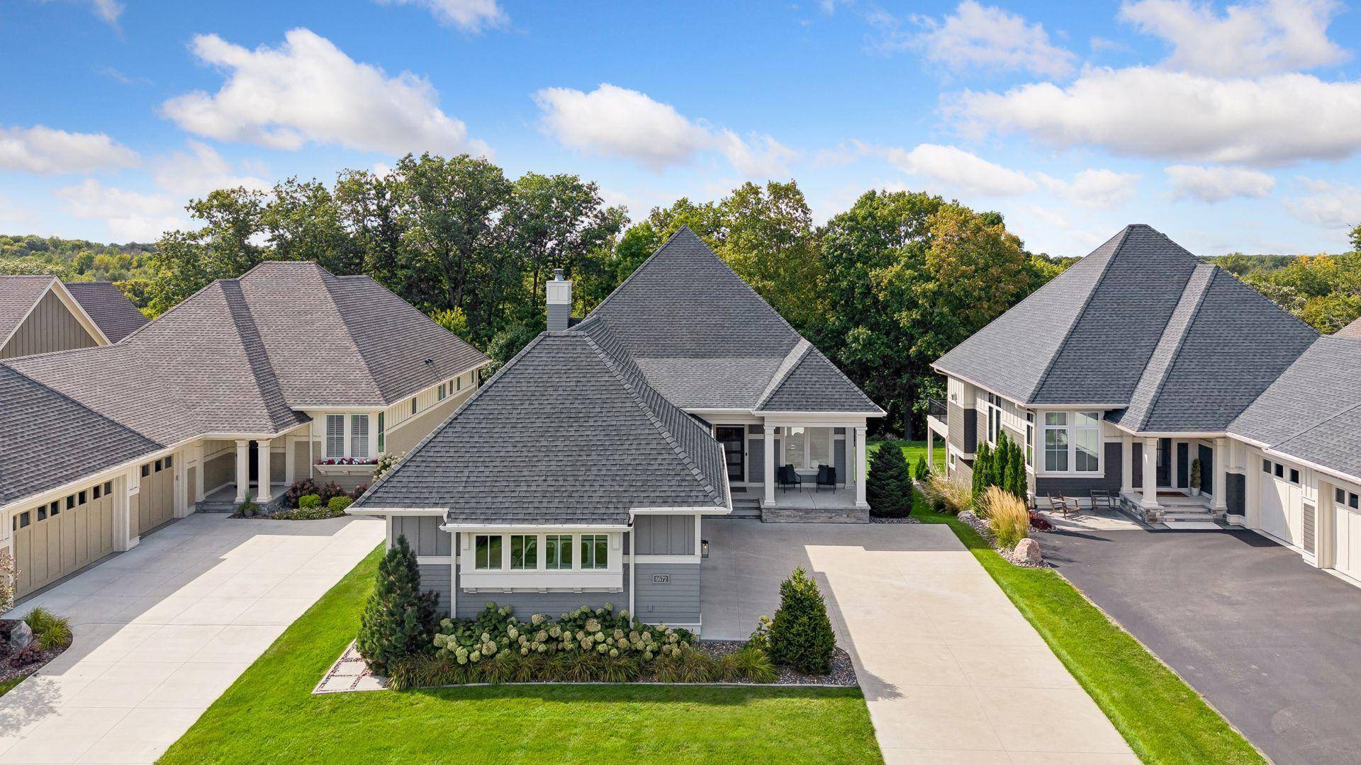 6672 Waterford LN, Excelsior, MN 55331