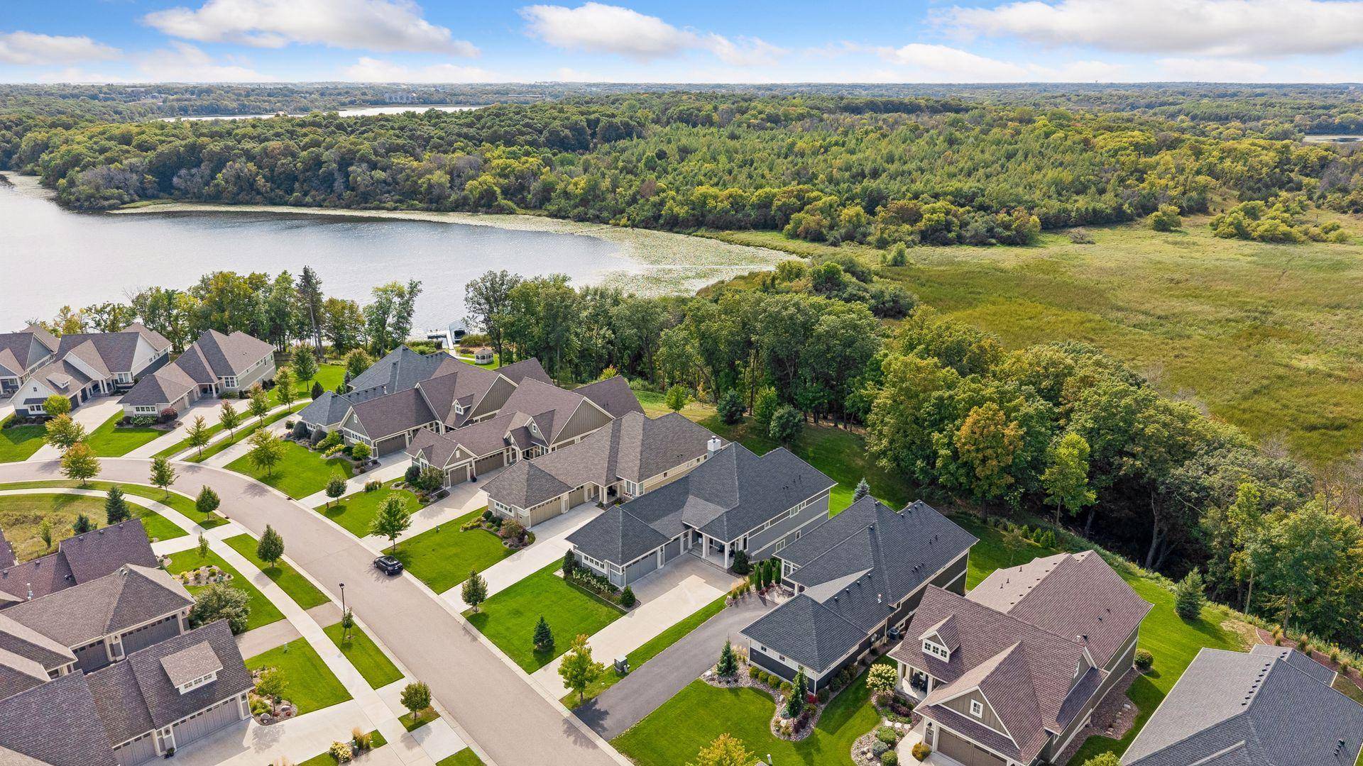 6672 Waterford LN, Excelsior, MN 55331