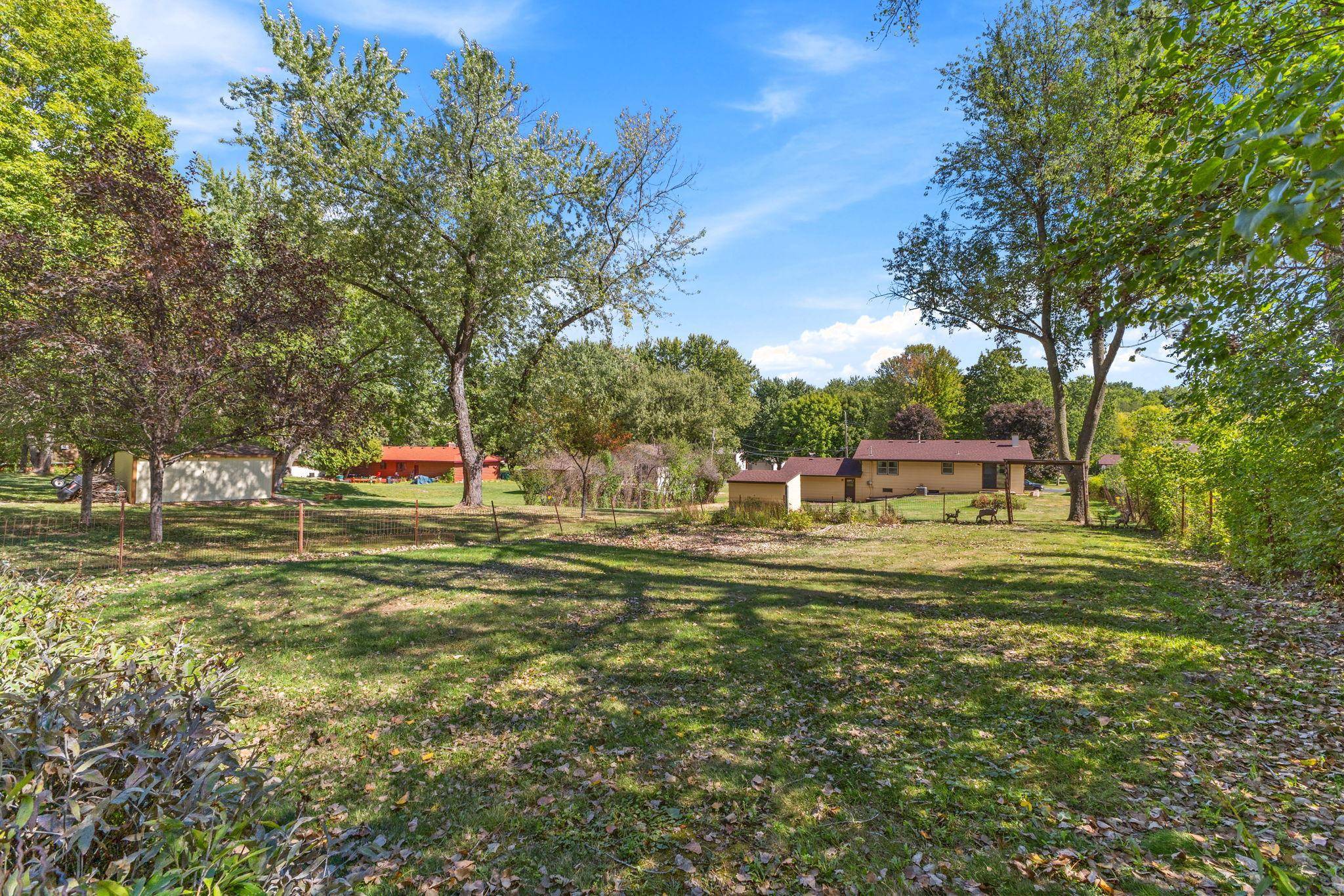 7917 Mount Curve BLVD, Brooklyn Park, MN 55445