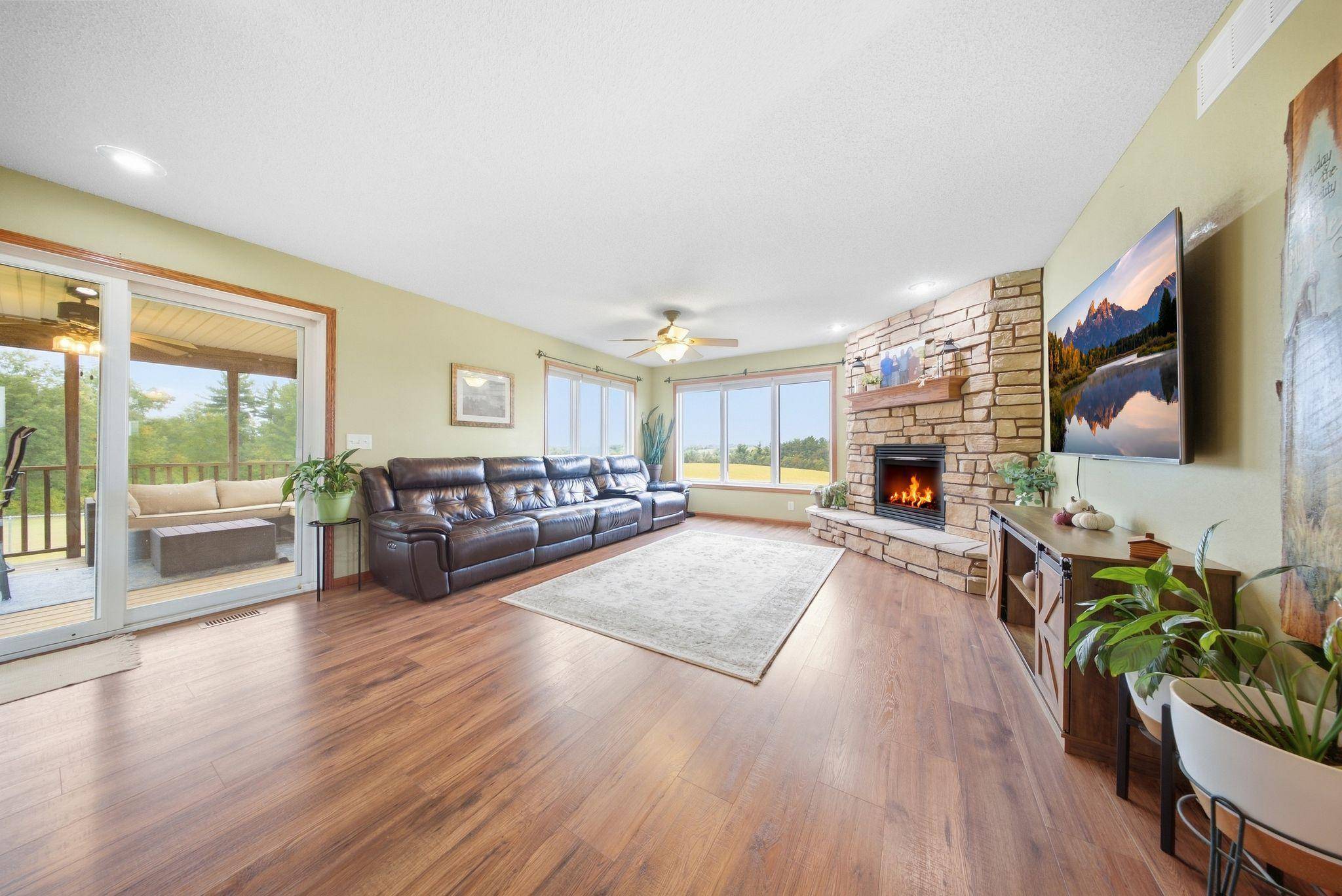 W1613 290th AVE, Plum City, WI 54761