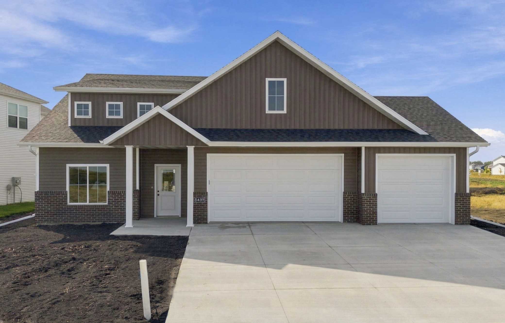 8439 61st ST S, Horace, ND 58047