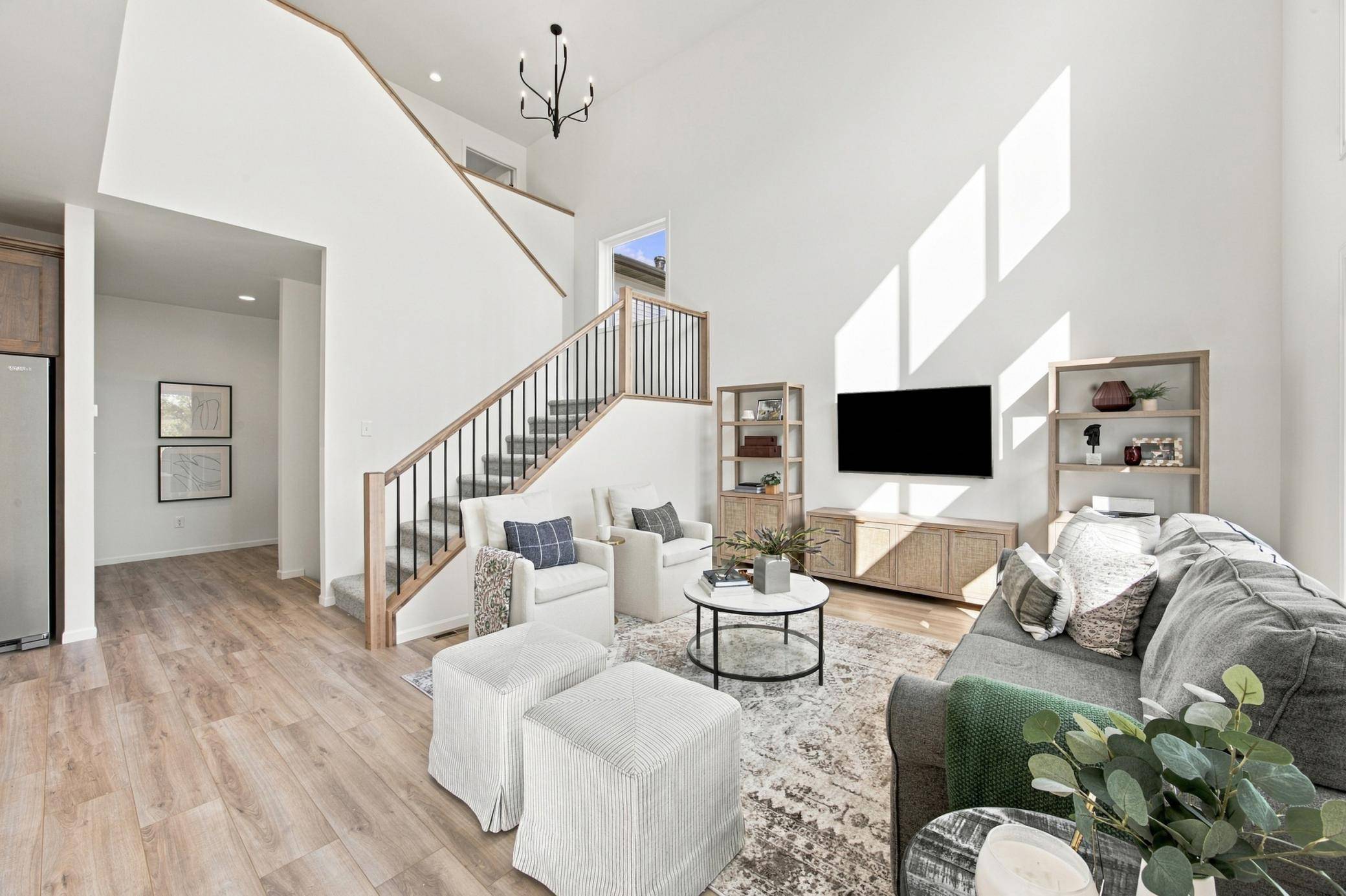 979 61st AVE W, West Fargo, ND 58078
