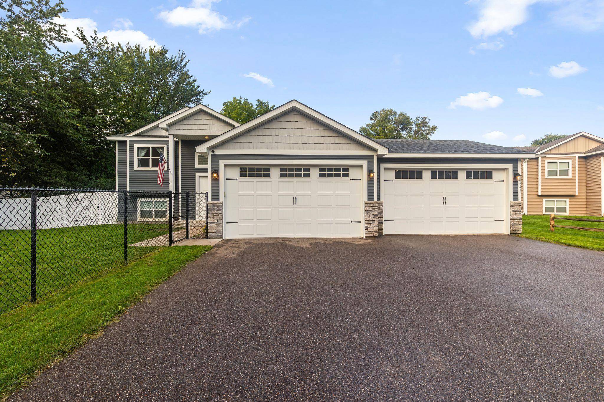 111 3rd AVE SW, Isanti, MN 55040