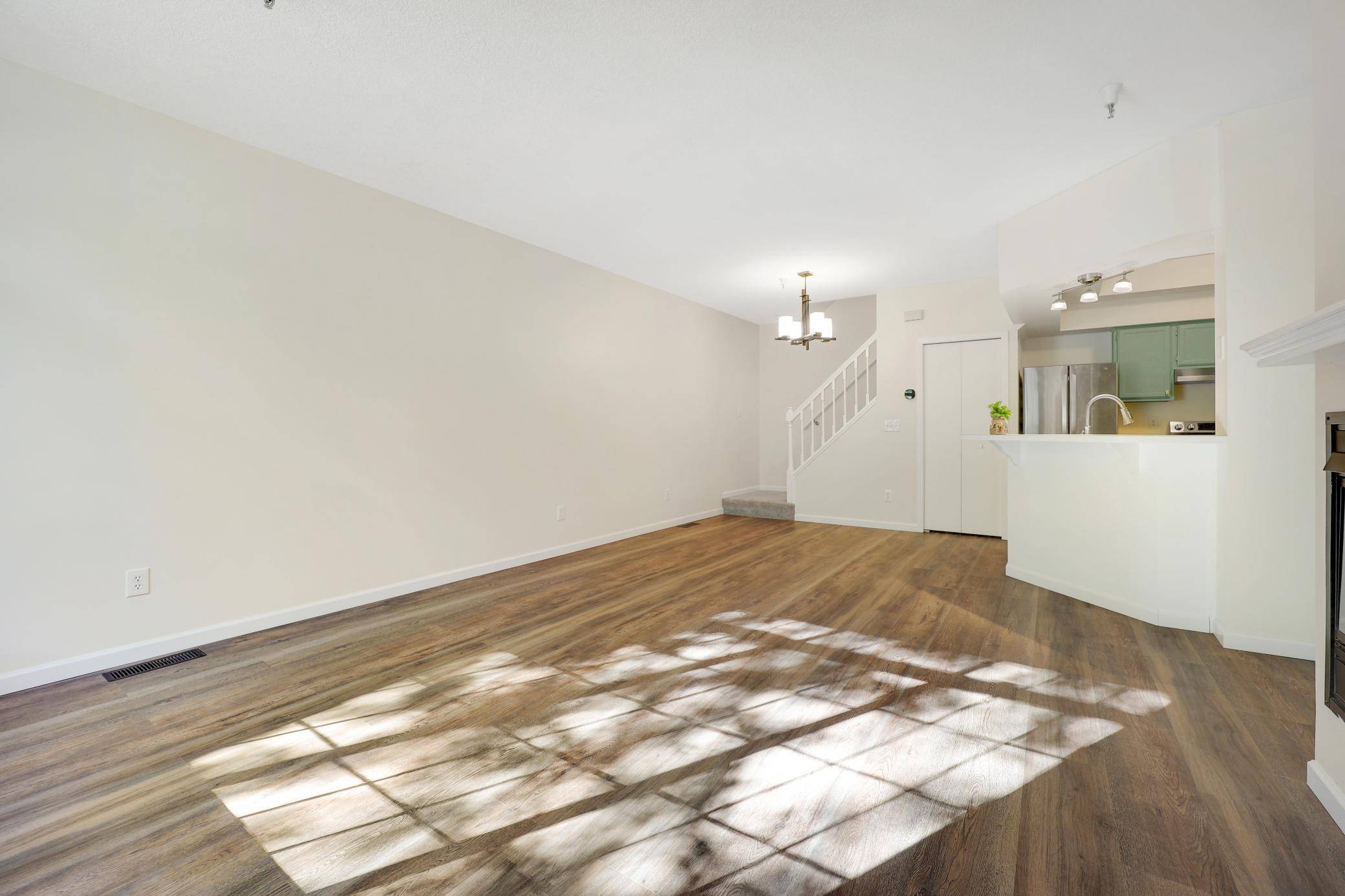 18088 Settlers WAY, Eden Prairie, MN 55347