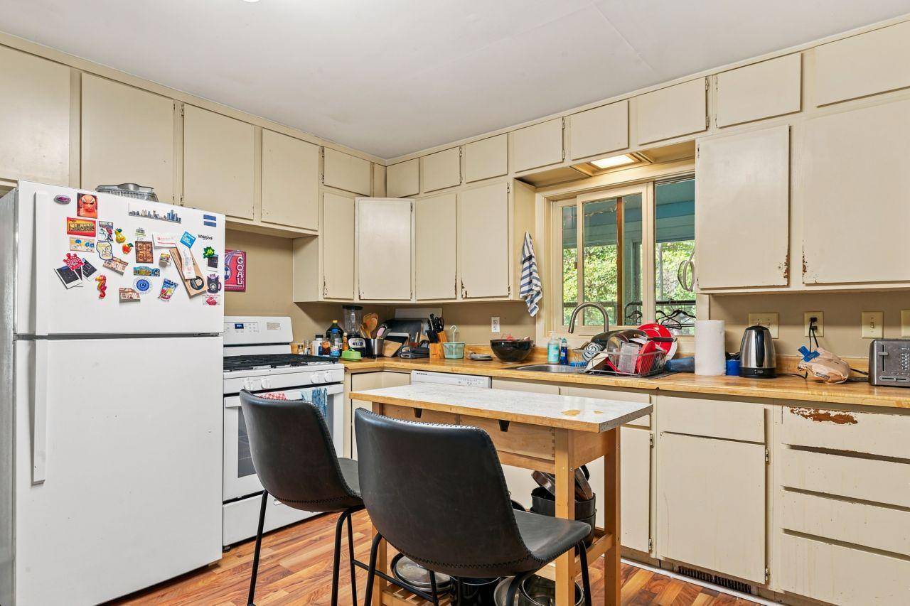 519 College ST, Northfield, MN 55057