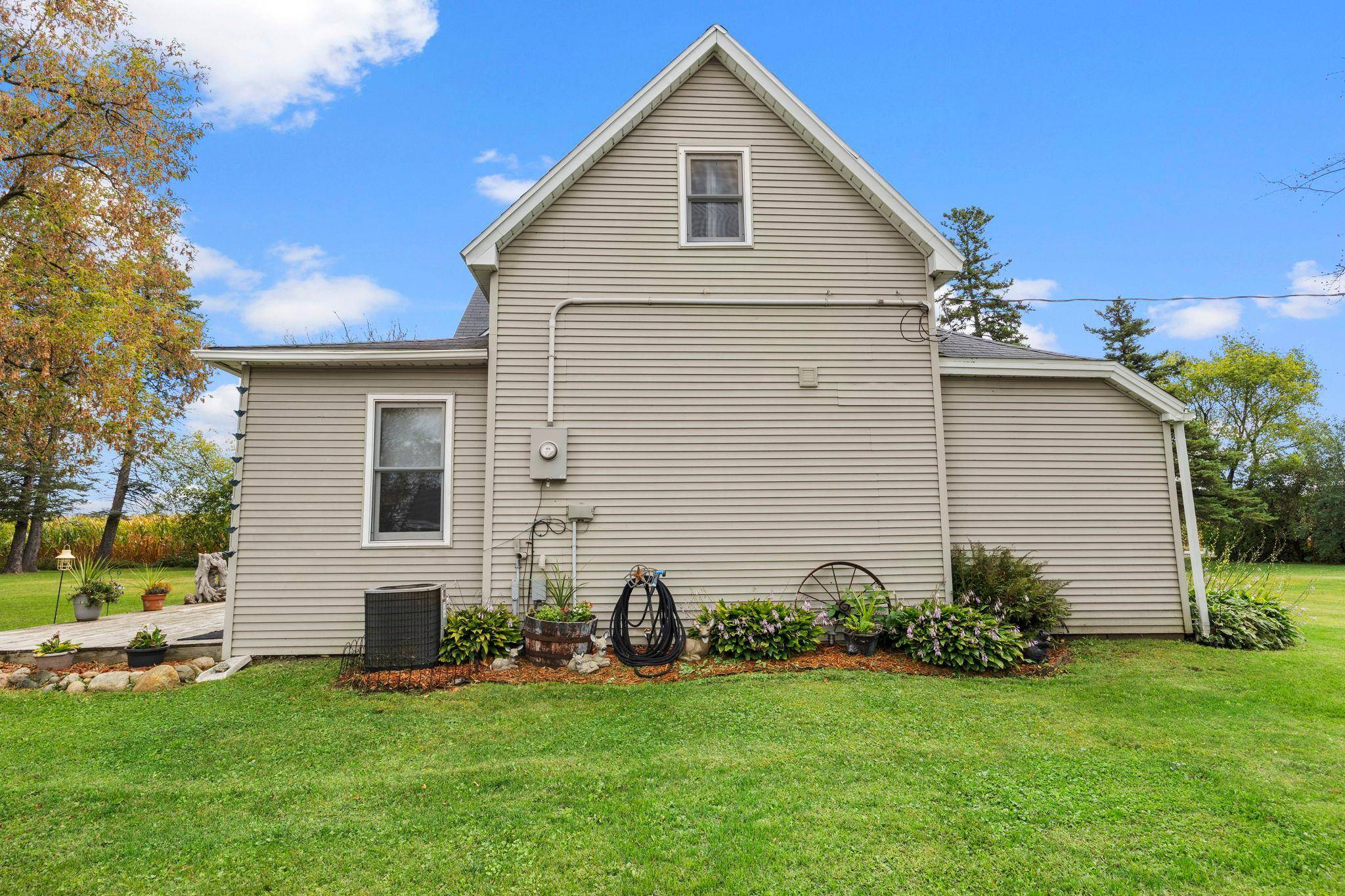 400 South RD, Centuria, WI 54824