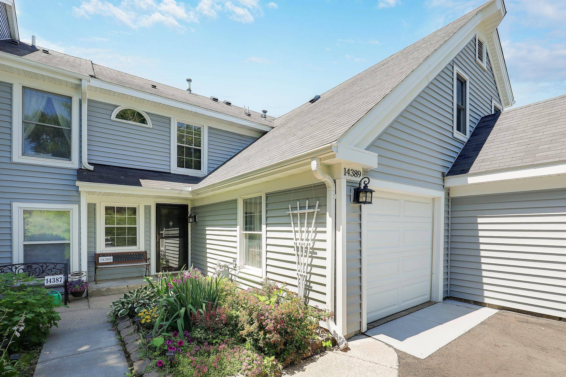 14389 Bedford DR, Eden Prairie, MN 55346