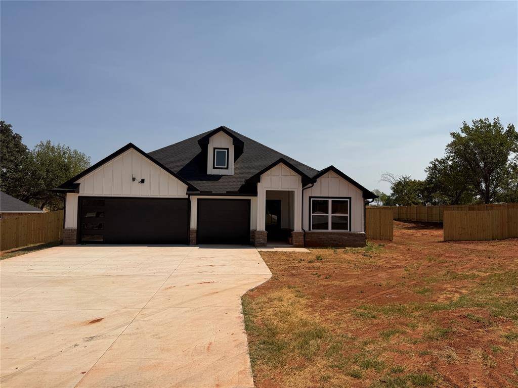 2205 Winter Ridge RD, Blanchard, OK 73010