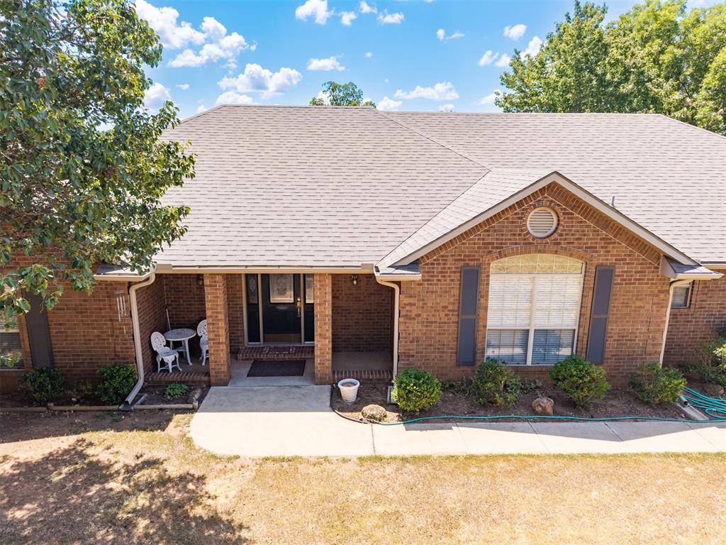 43343 Birchwood DR, Tecumseh, OK 74873