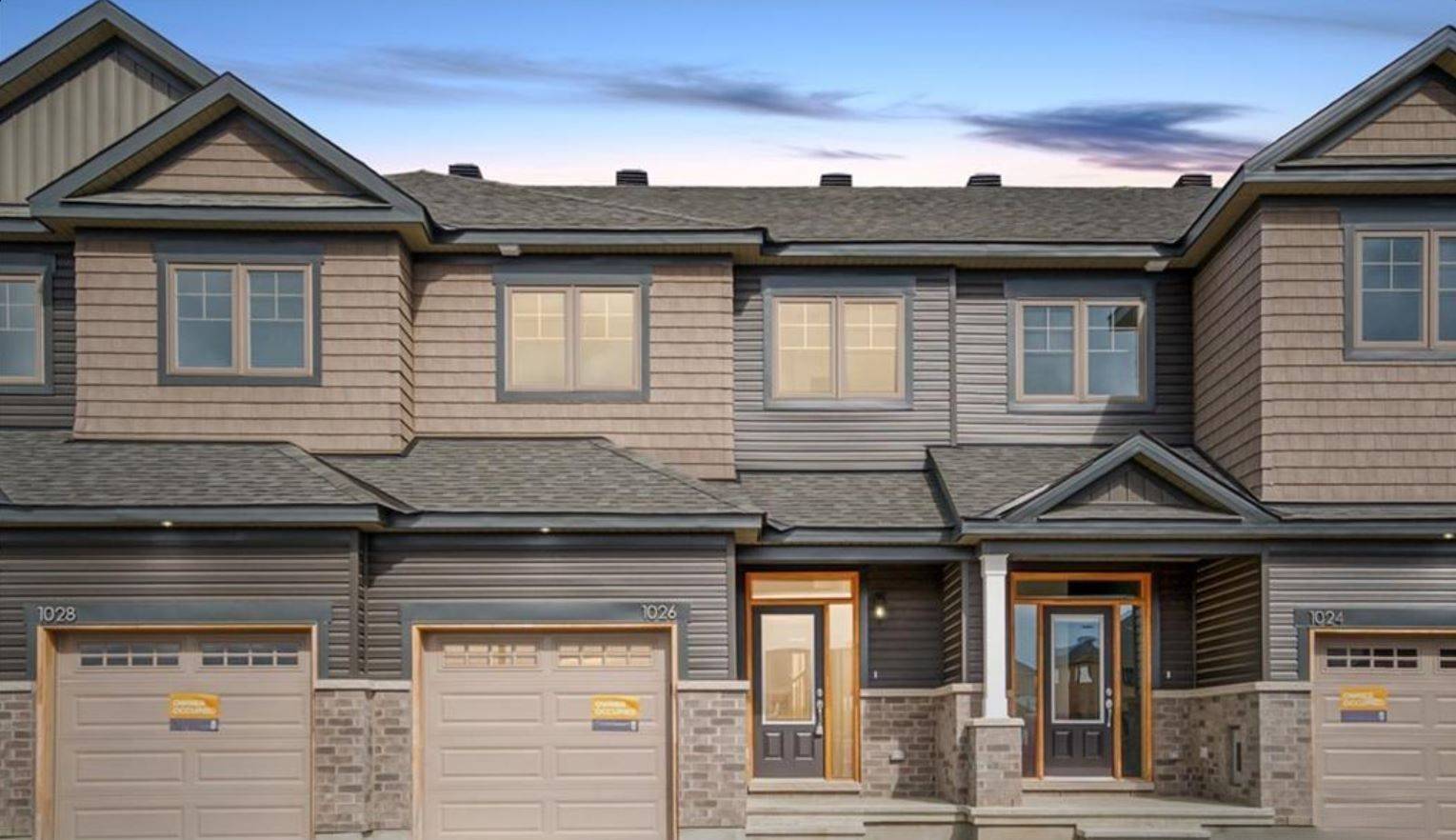 1026 Kijik CRES, Blossom Park - Airport And Area, ON K1X 1G6