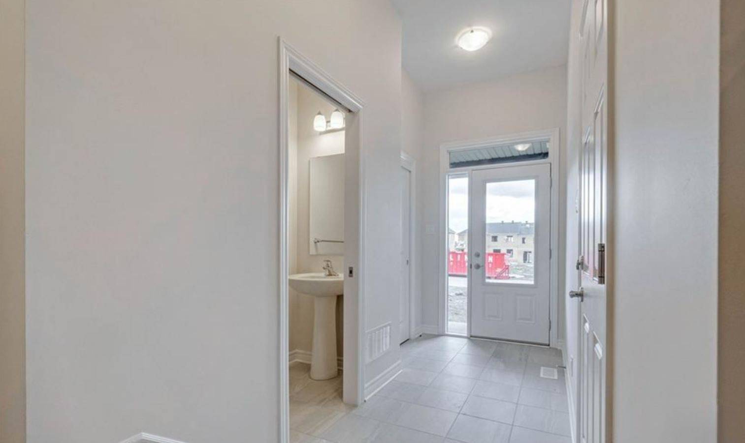1026 Kijik CRES, Blossom Park - Airport And Area, ON K1X 1G6