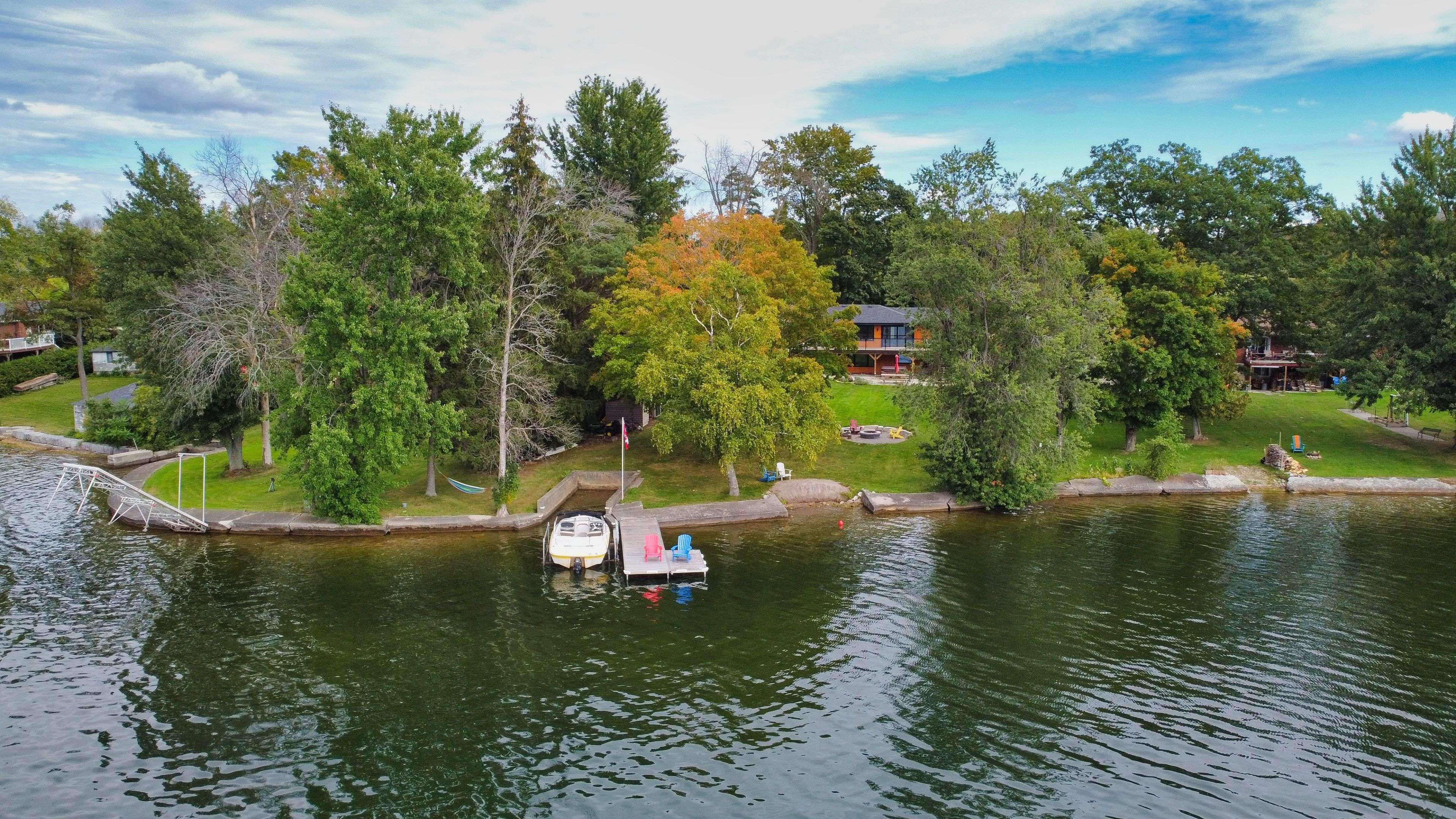 1915 Pinehurst AVE, Selwyn, ON K0L 2H0