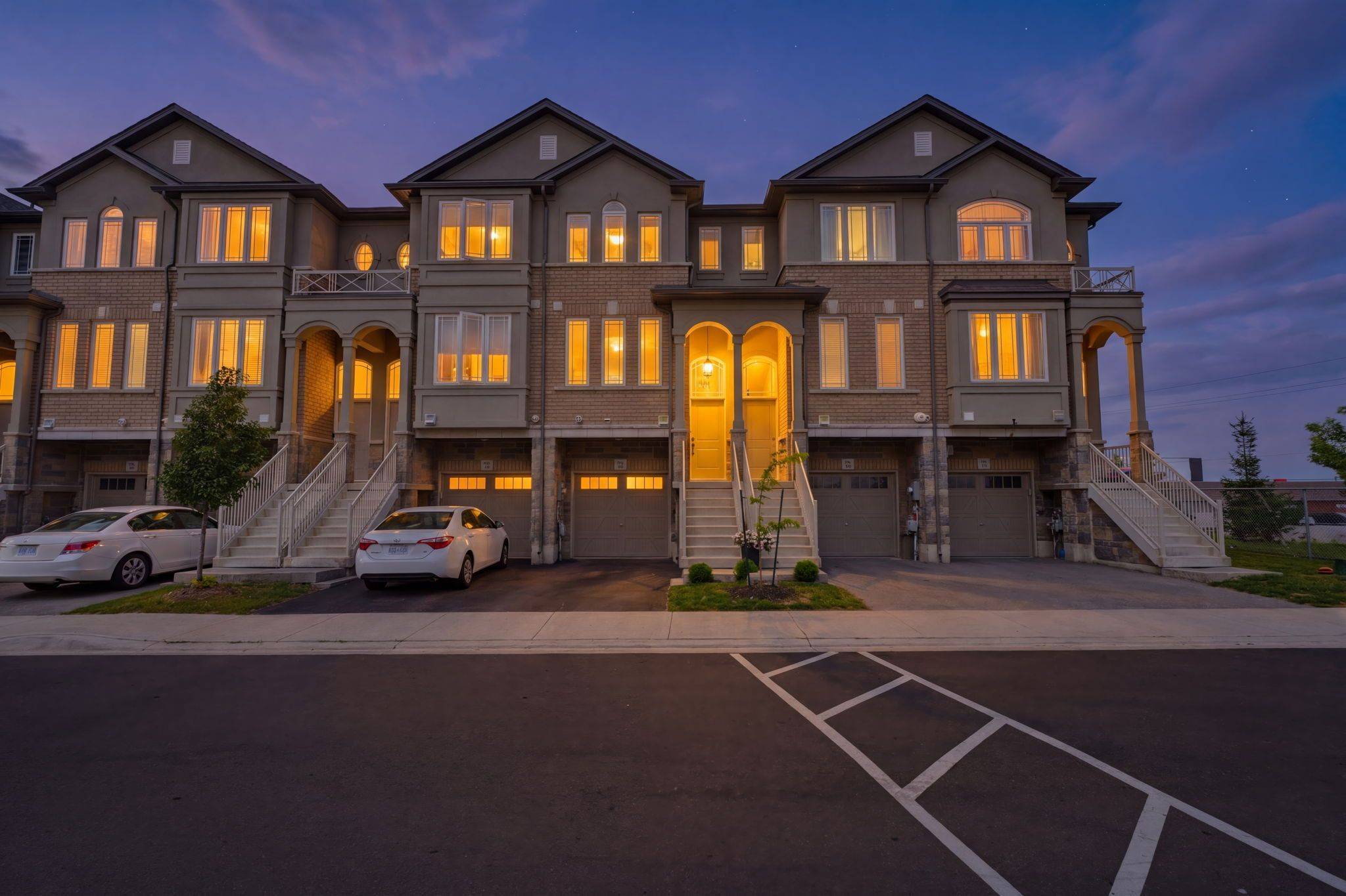 74 Laguna Village CRES, Hamilton, ON L0R 1P0