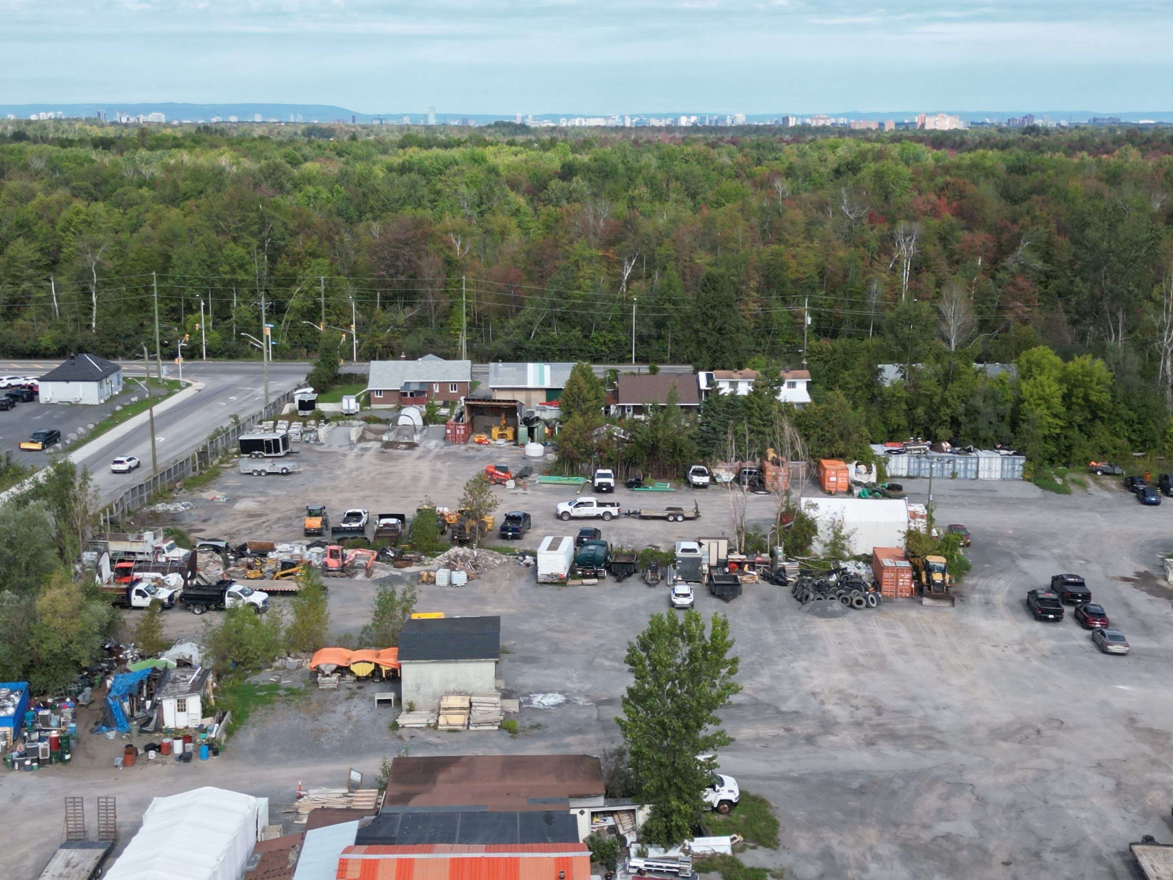 2538 Leitrim RD #1, Blossom Park - Airport And Area, ON K1T 3V3
