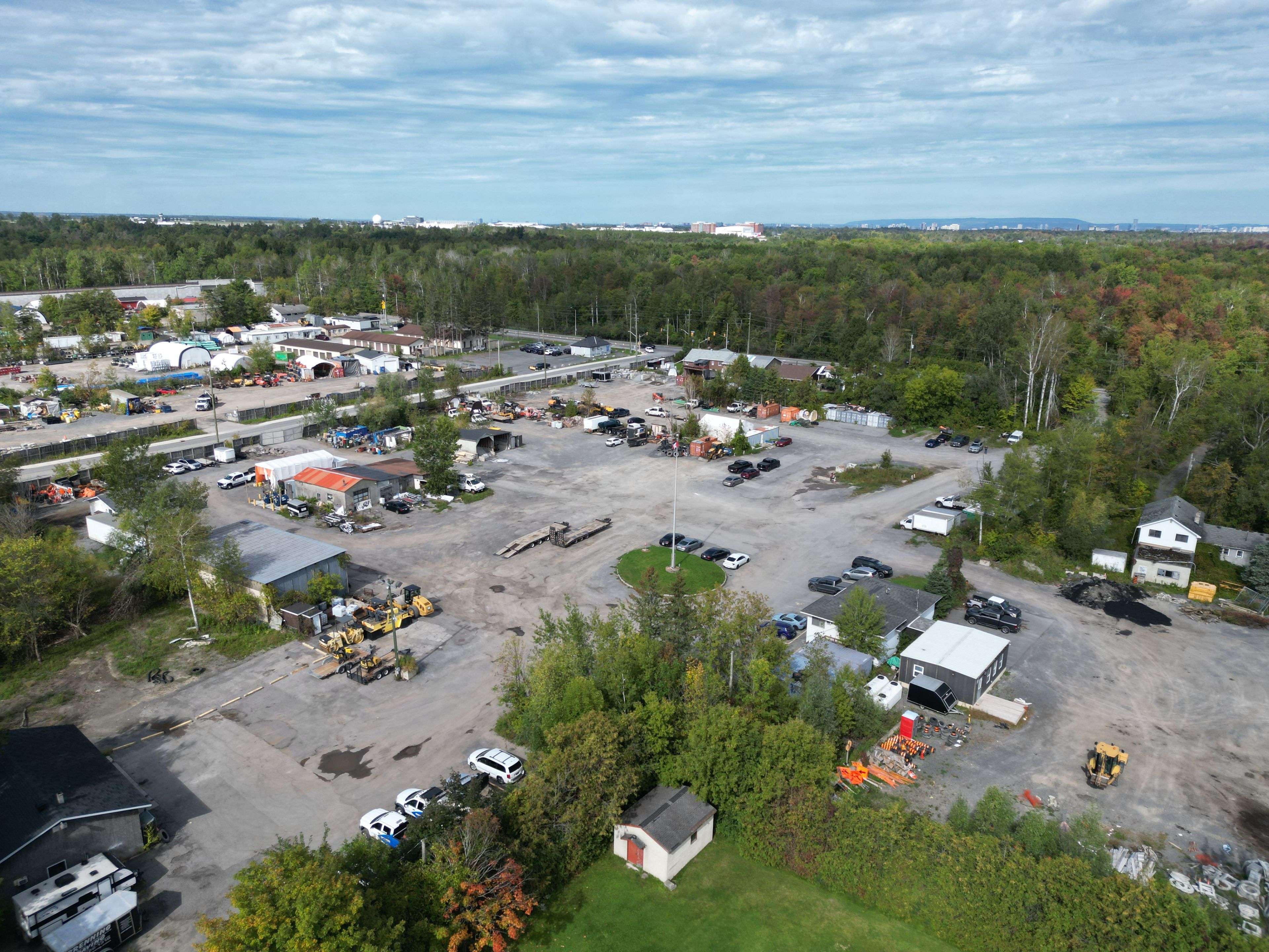 2538 Leitrim RD #2, Blossom Park - Airport And Area, ON K1T 3V3