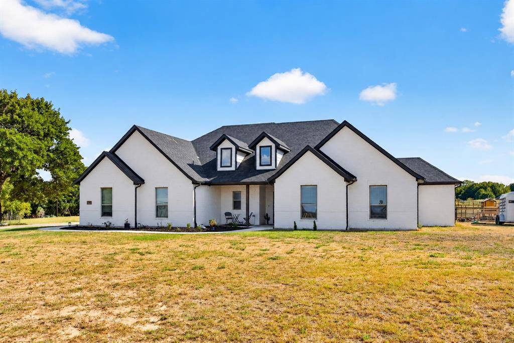 731 County Road 4764, Boyd, TX 76023