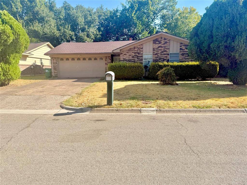 608 Coronado Drive, Denton, TX 76209