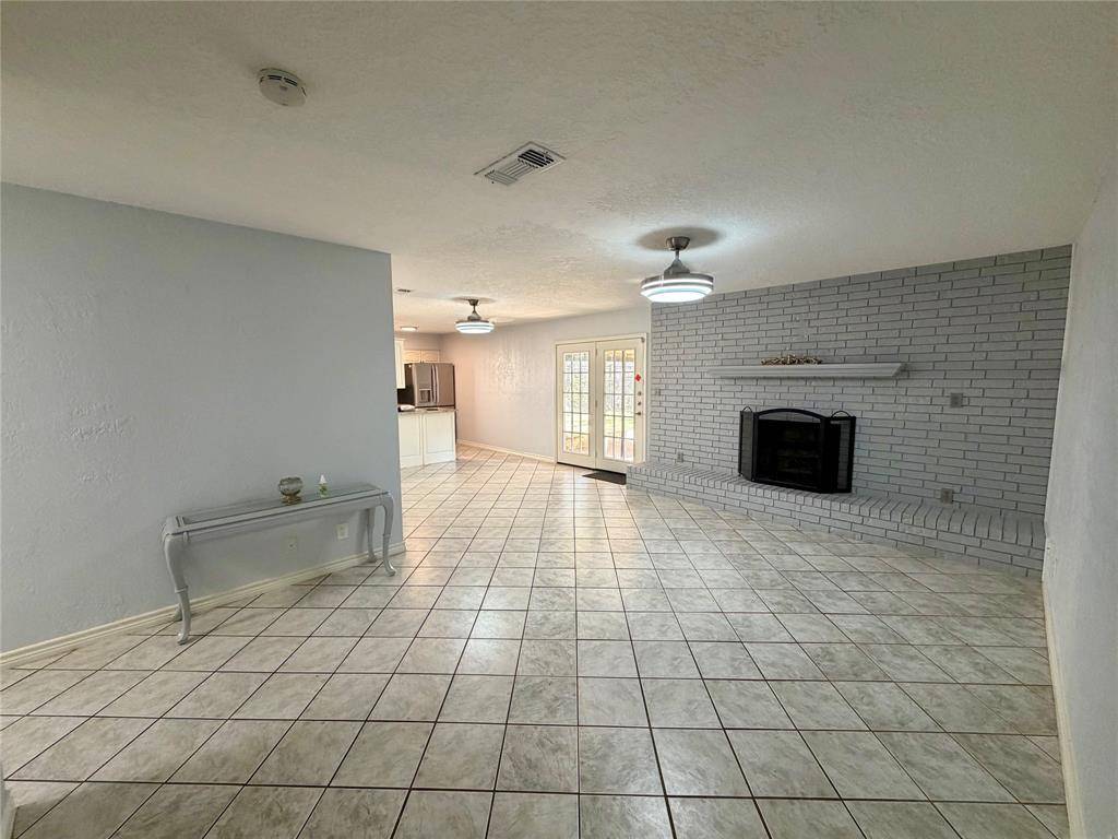 608 Coronado Drive, Denton, TX 76209