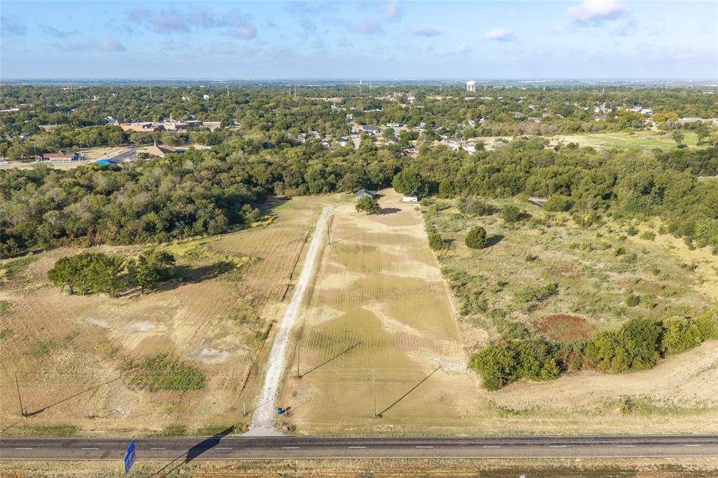 1207 N Interstate Highway 45, Ennis, TX 75119