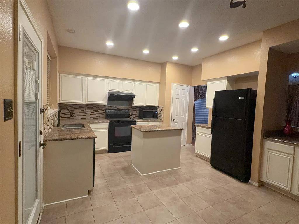 1208 Canoe Lane, Plano, TX 75023