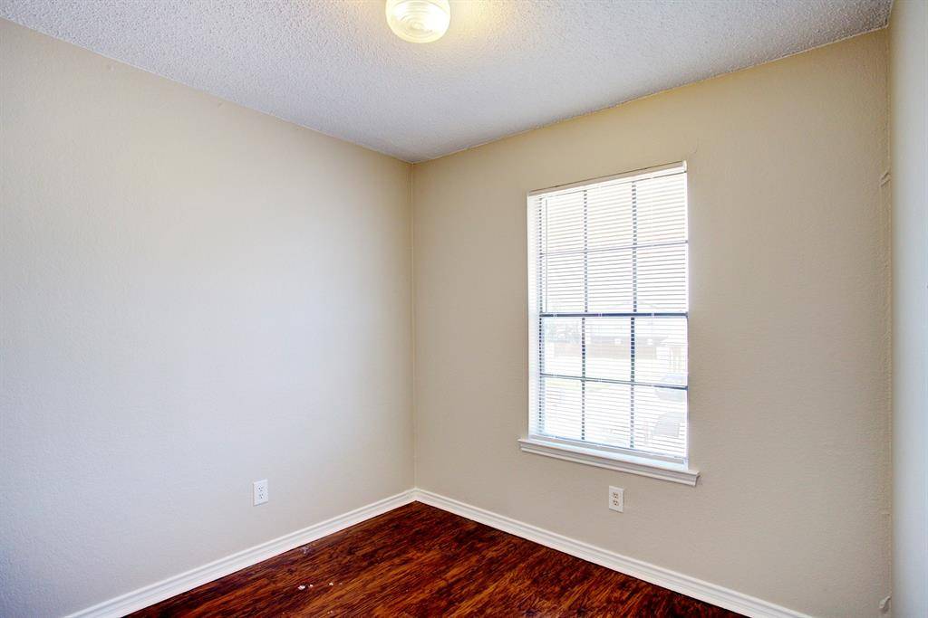 313 Queens Court S #D, Mansfield, TX 76063