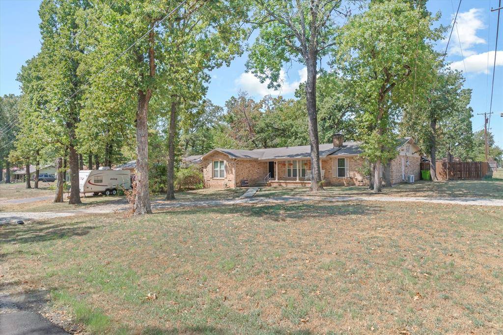 1415 Glenlain Dr, Grand Saline, TX 75140
