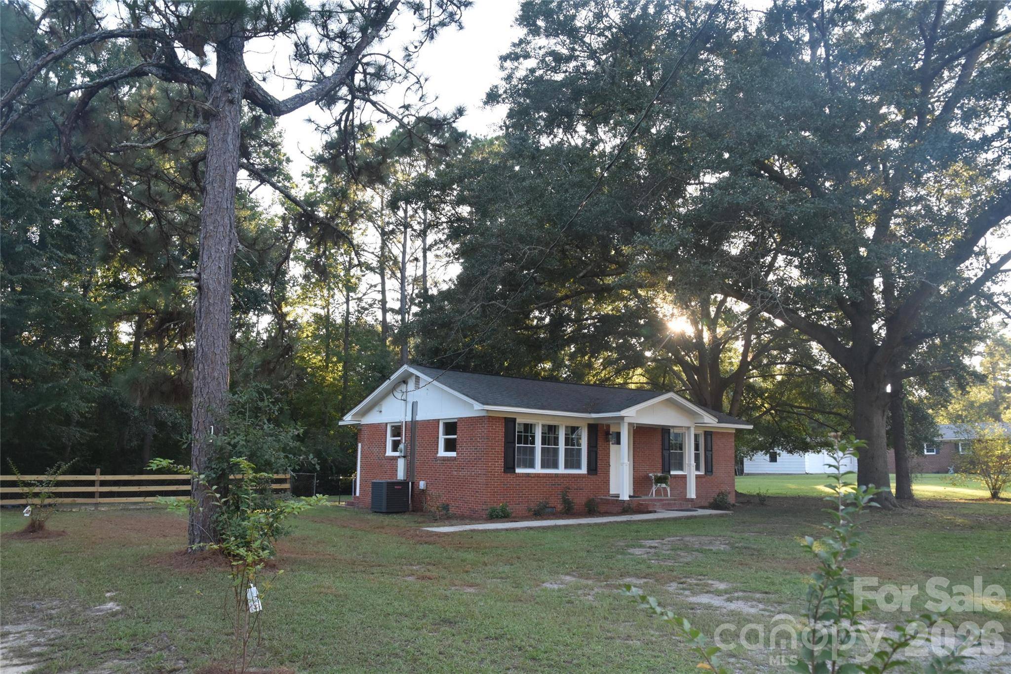139 Robinhood RD, Hartsville, SC 29550