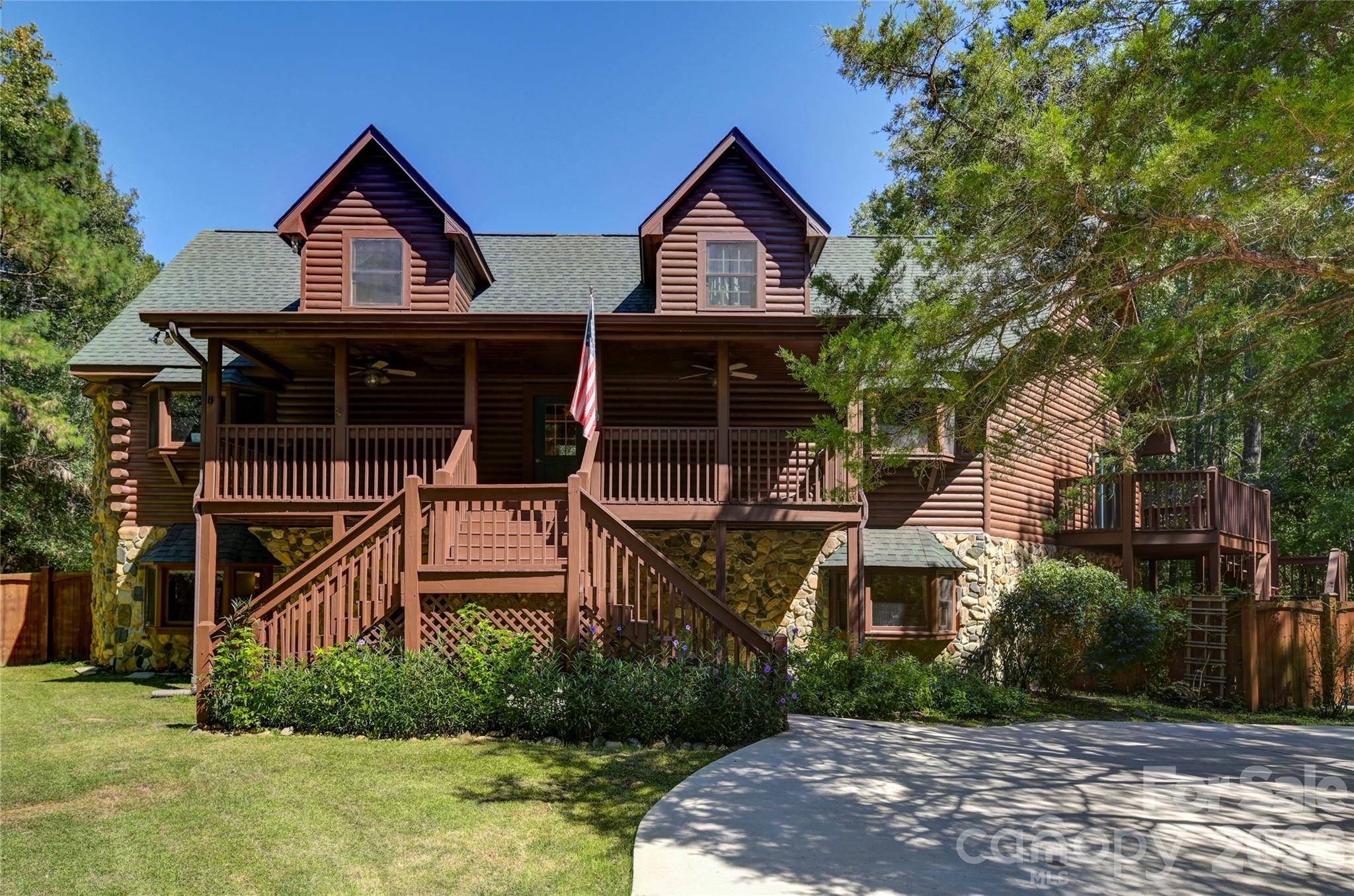 1040 Lawhon RD, Blythewood, SC 29016