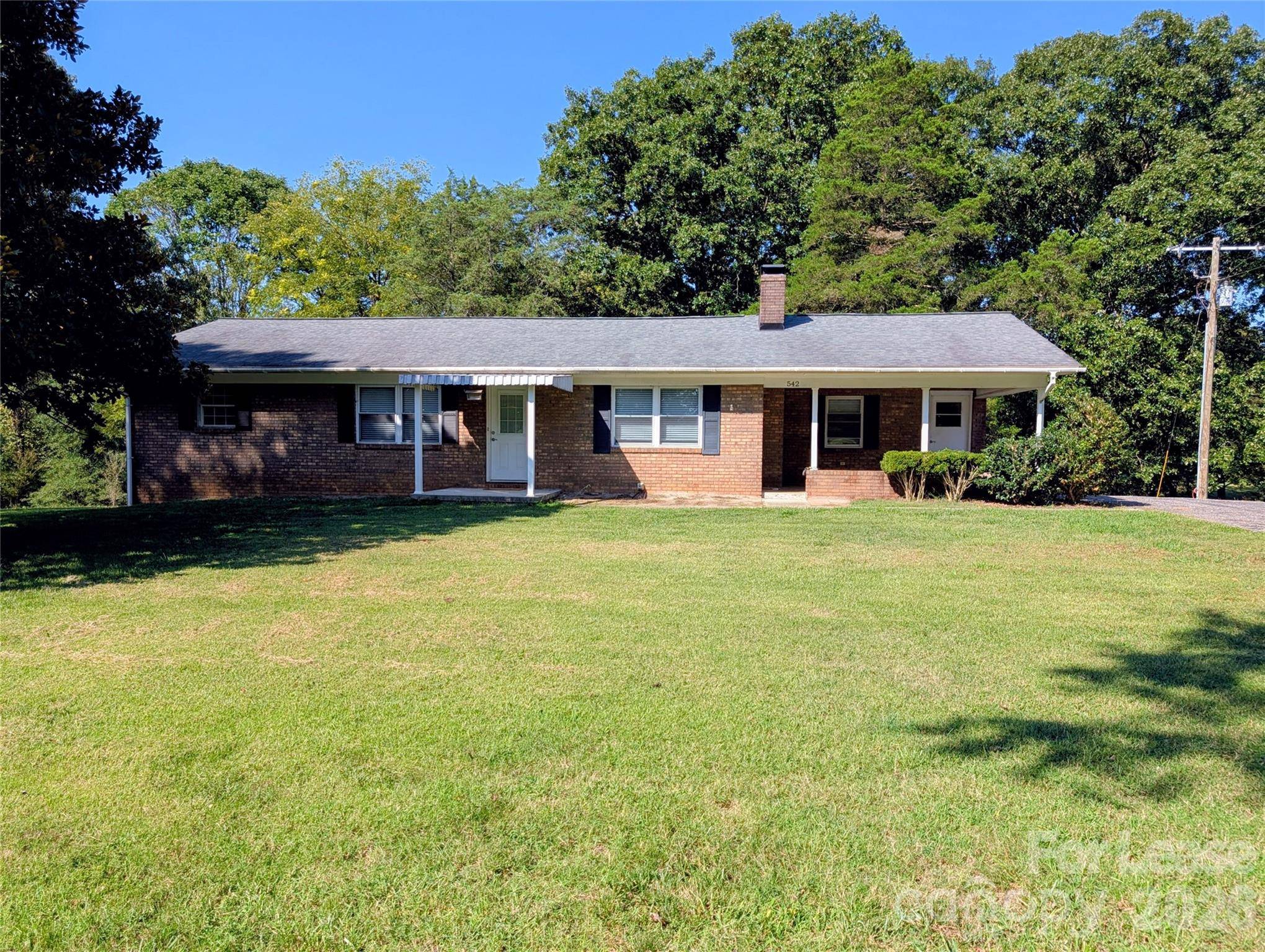 542 Elmwood RD, Statesville, NC 28677
