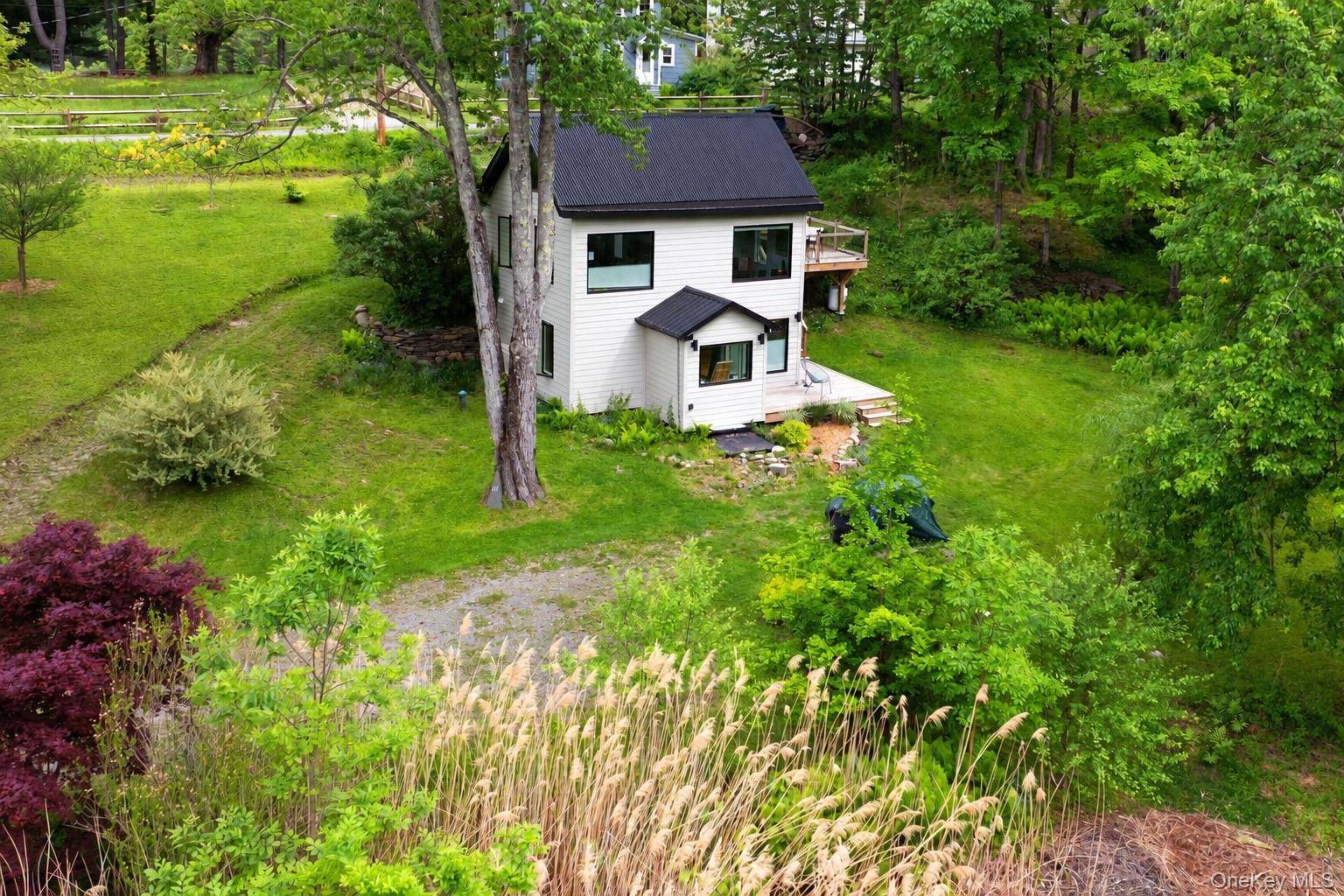 18 Lake Hill RD, Kingston, NY 12401