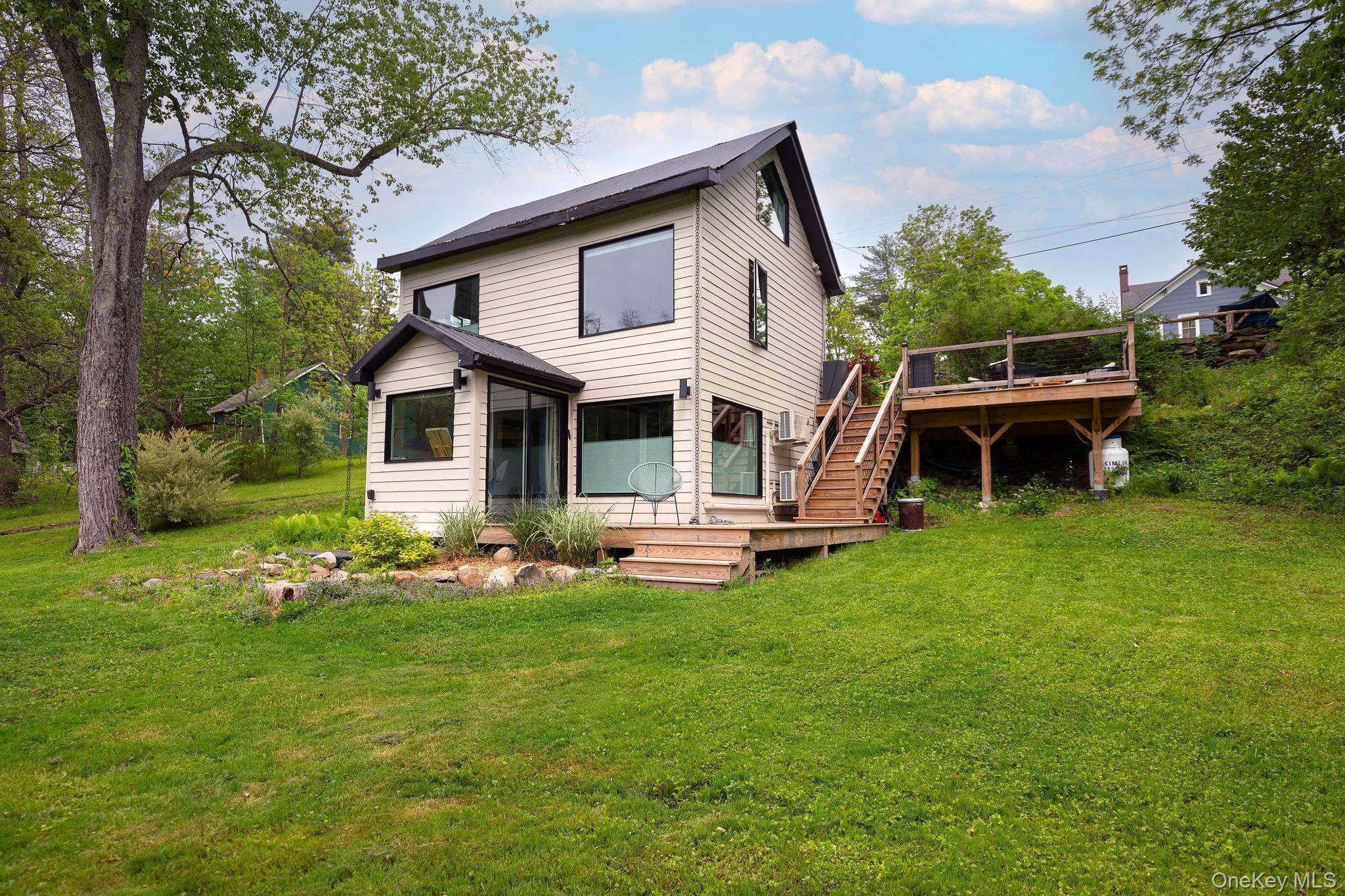 18 Lake Hill RD, Kingston, NY 12401