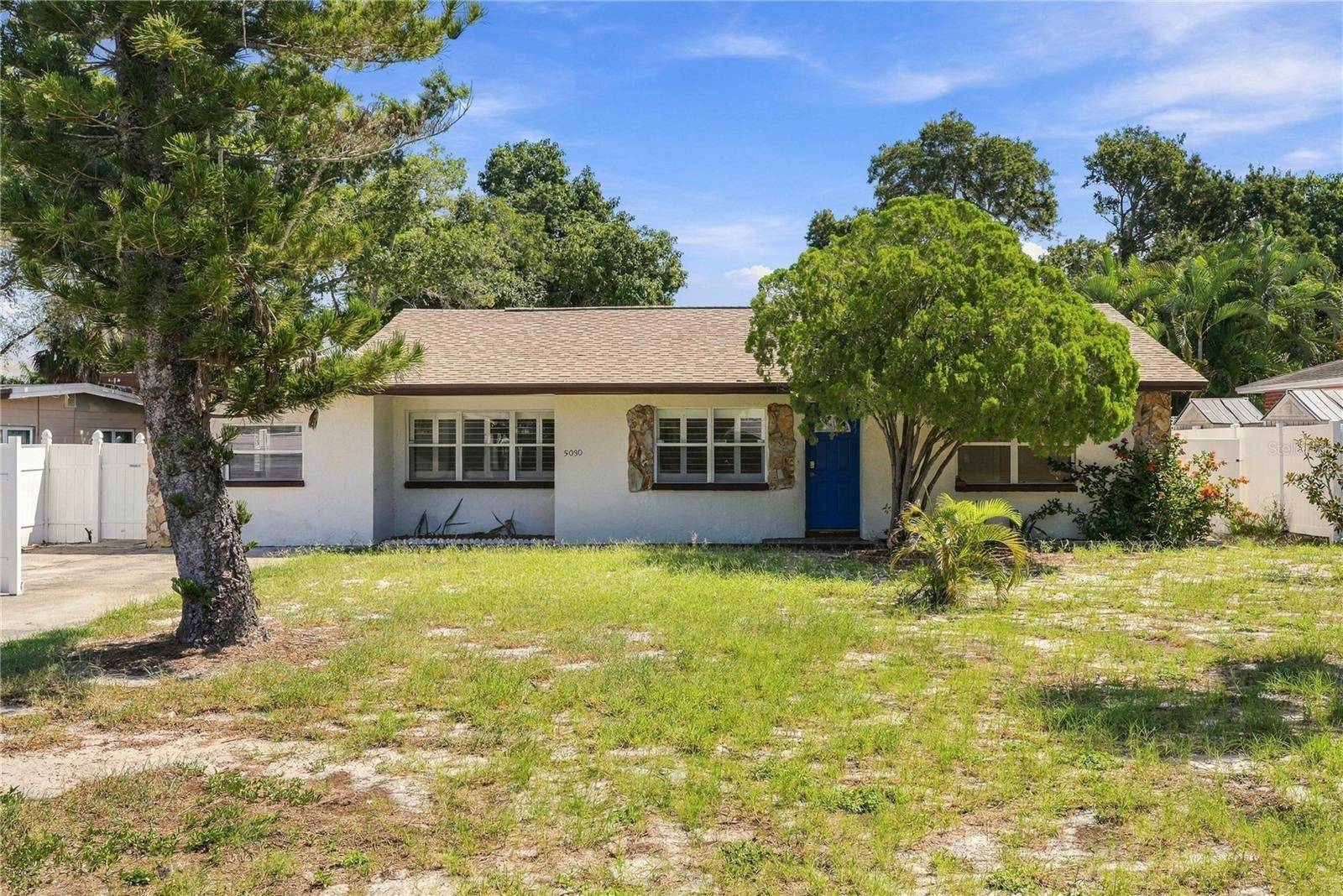 5030 ARAGON WAY S, St Petersburg, FL 33705