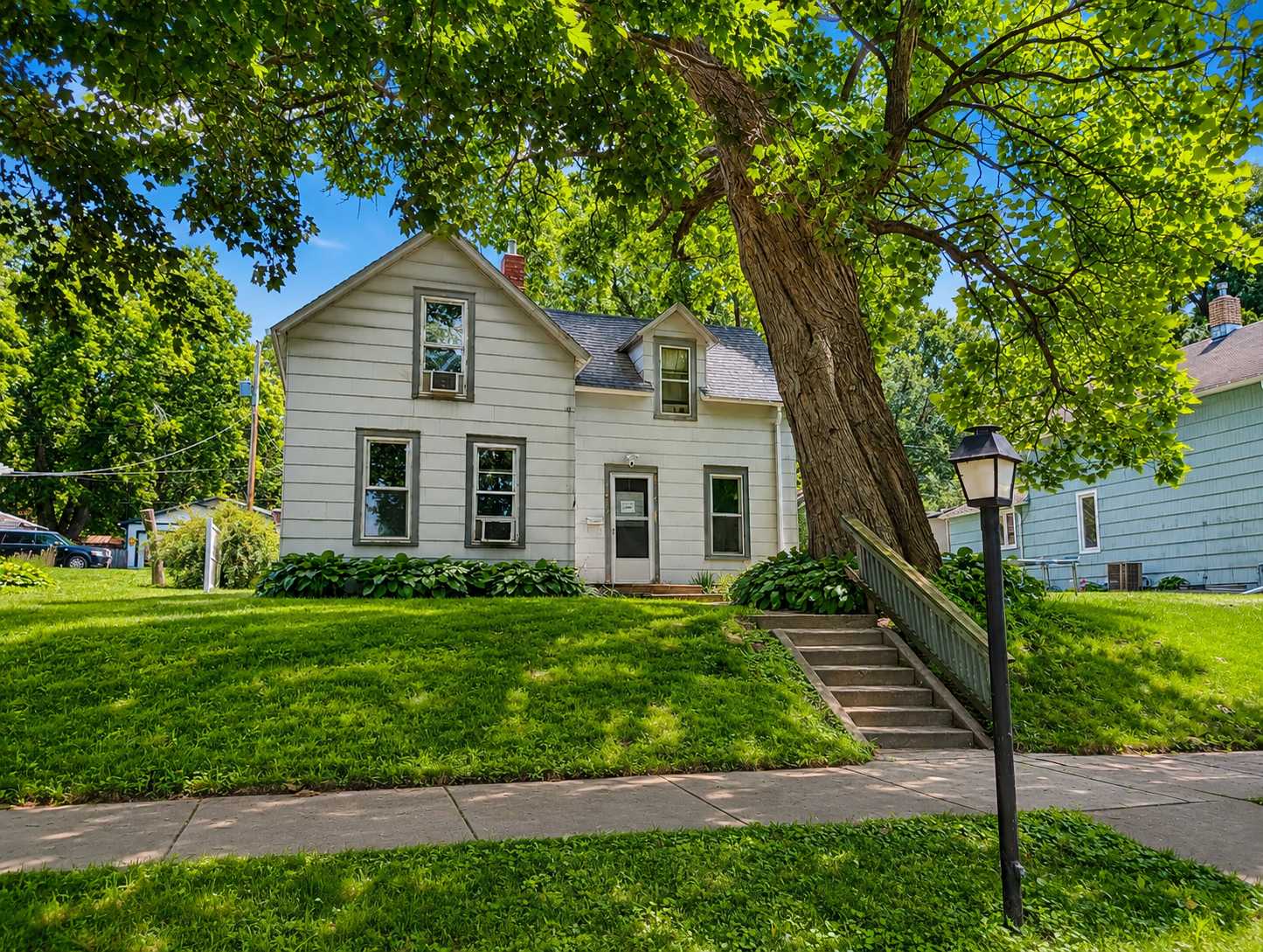 1017 N 6th ST, Mankato, MN 56001