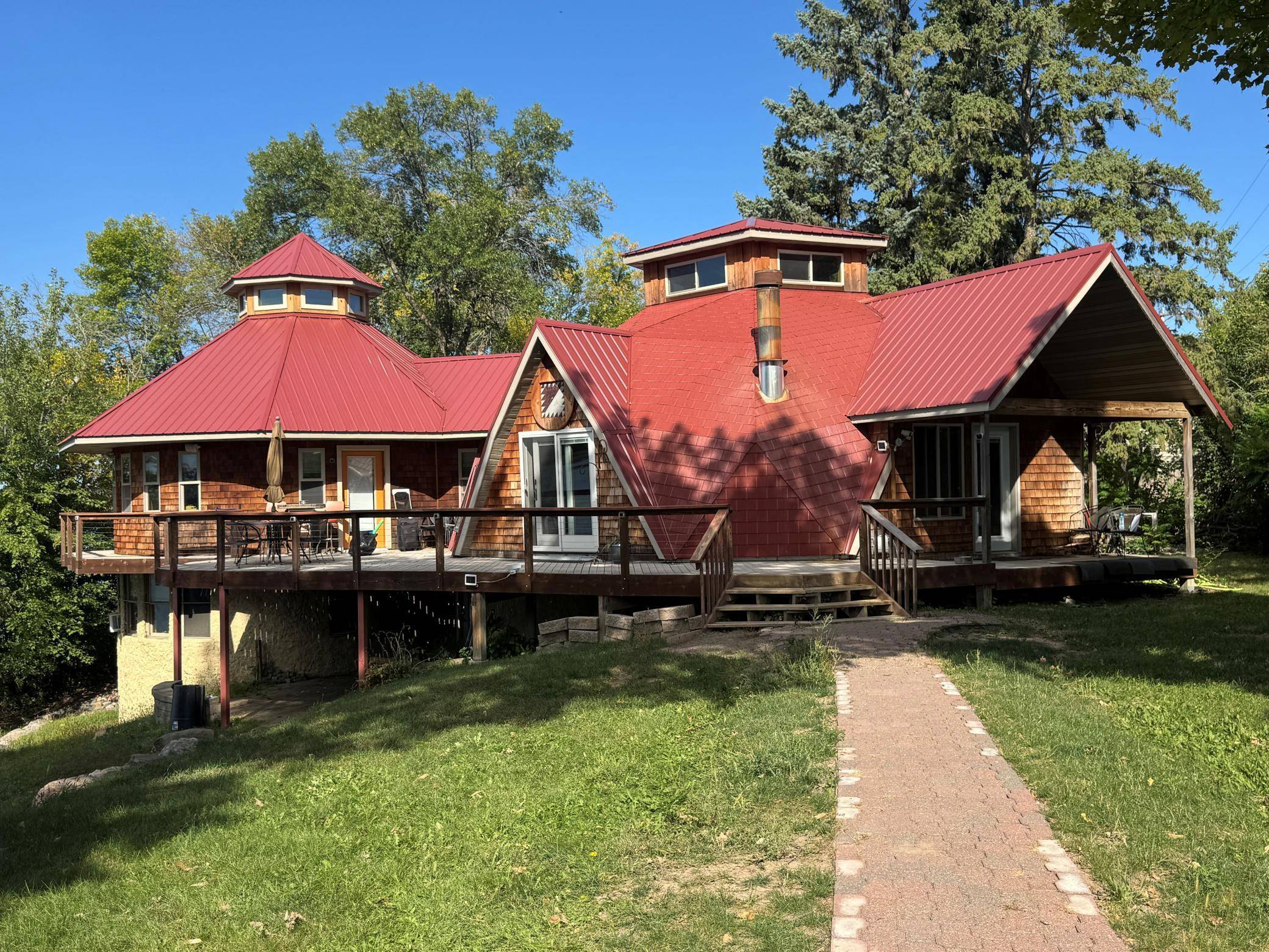 425 N Main ST, Center City, MN 55012