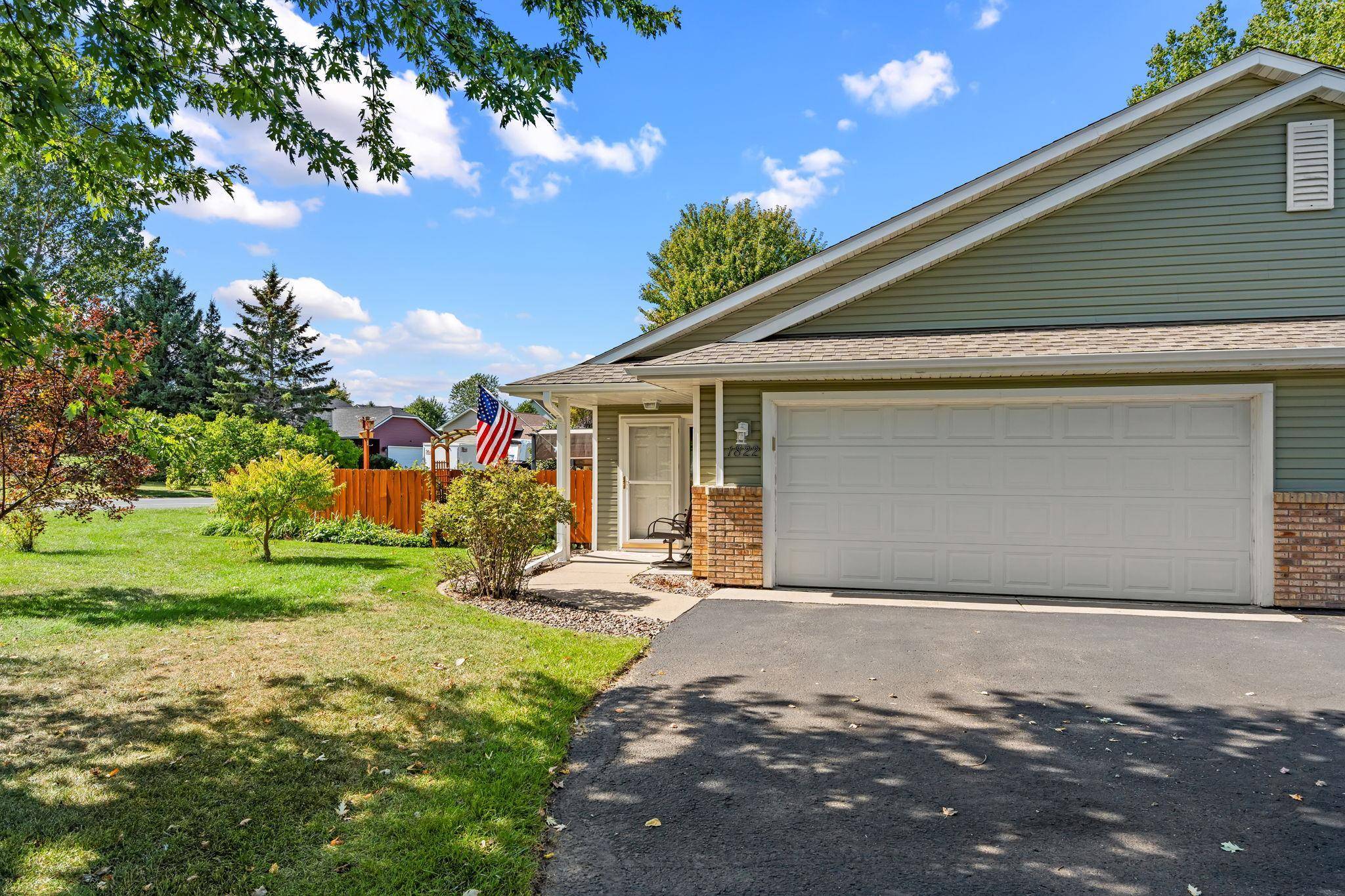 1822 Wooden Shoe CT, Baldwin, WI 54002