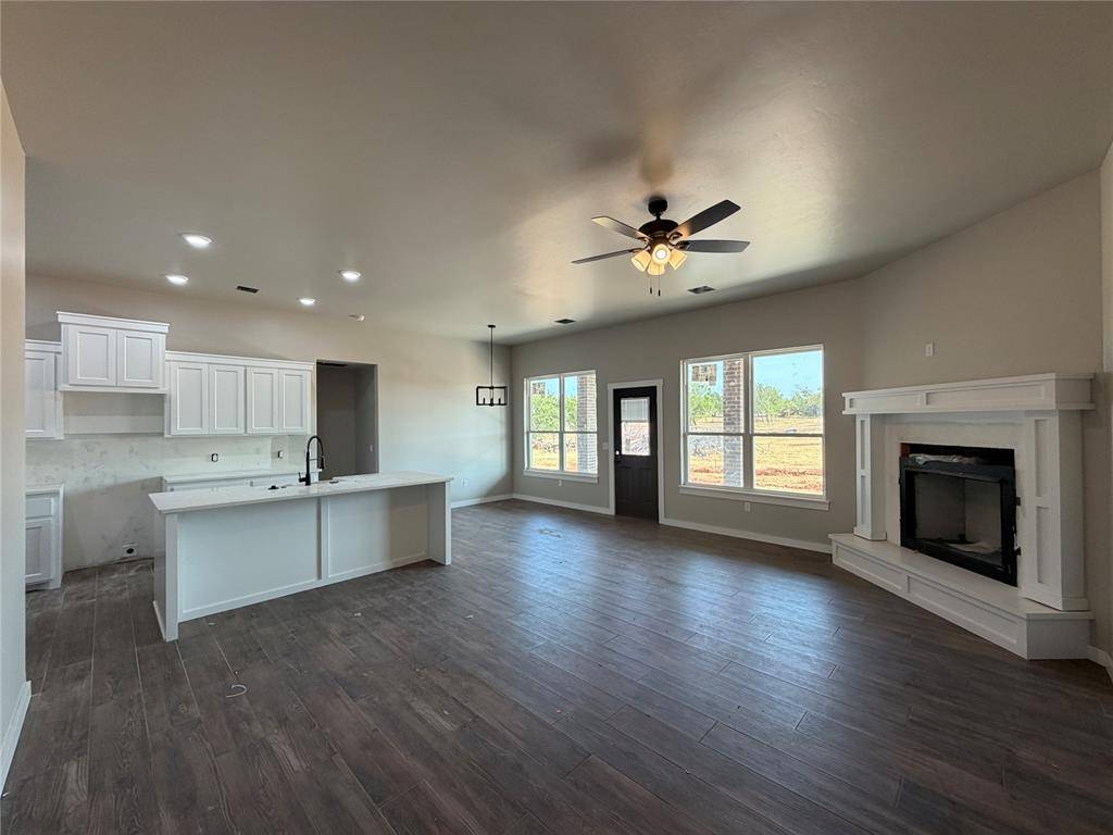 2213 Winter Ridge RD, Blanchard, OK 73010