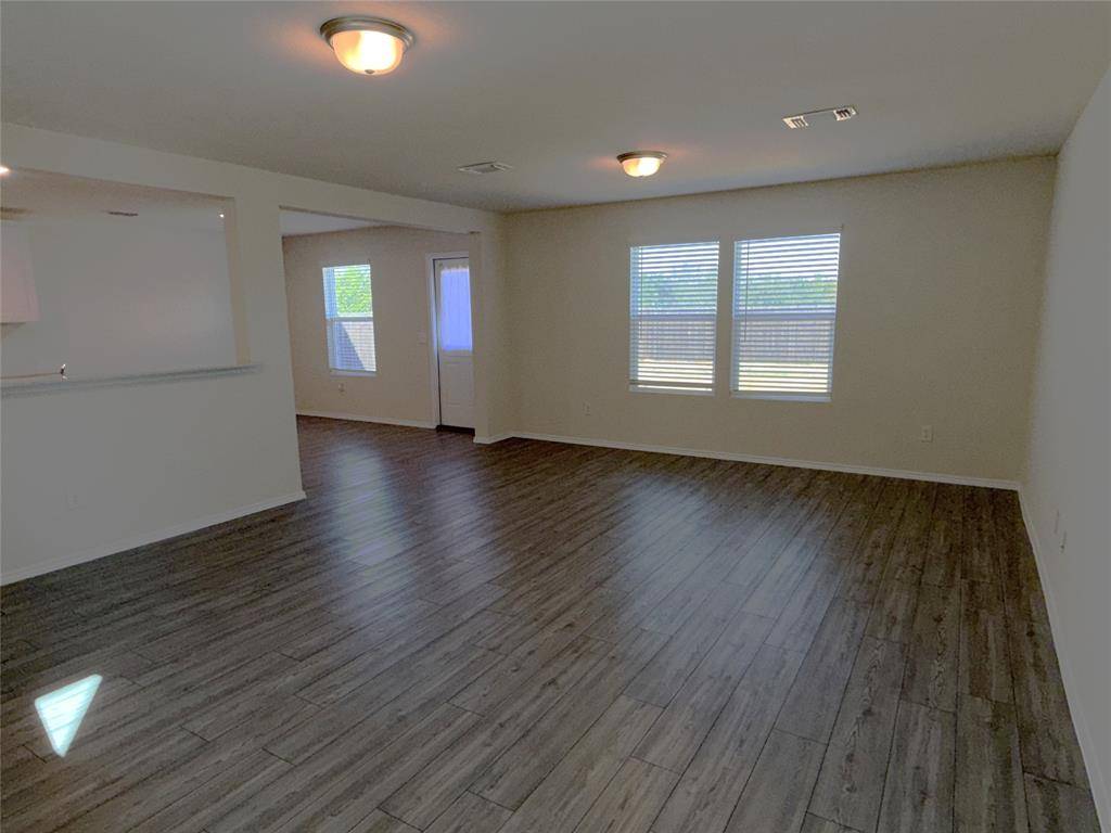 366 Lake Erie Drive, Princeton, TX 75407