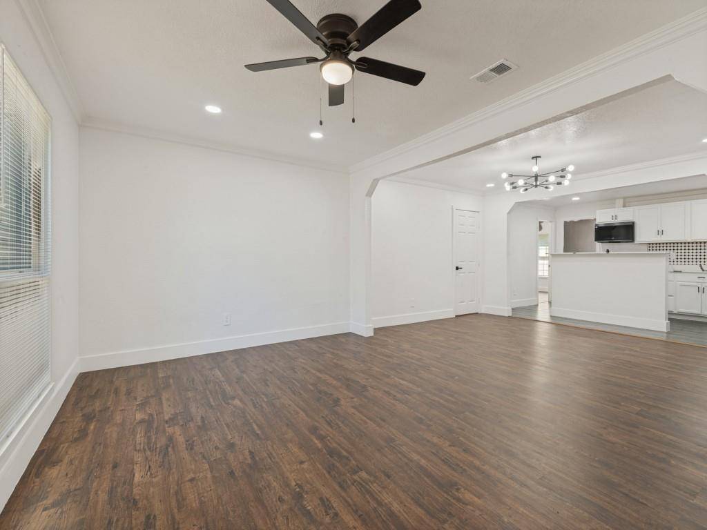 1528 Priscilla Lane, Irving, TX 75061