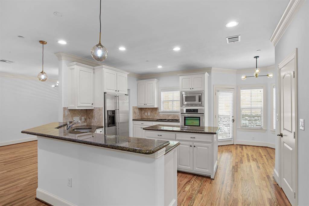 5801 Hillcrest Avenue #03, University Park, TX 75205