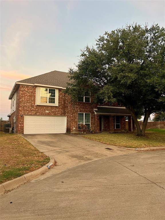 8417 Rock Canyon Court, Fort Worth, TX 76123