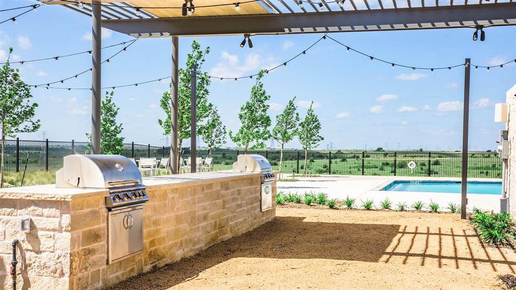 10680 Bryan Creek Road, Fort Worth, TX 76126