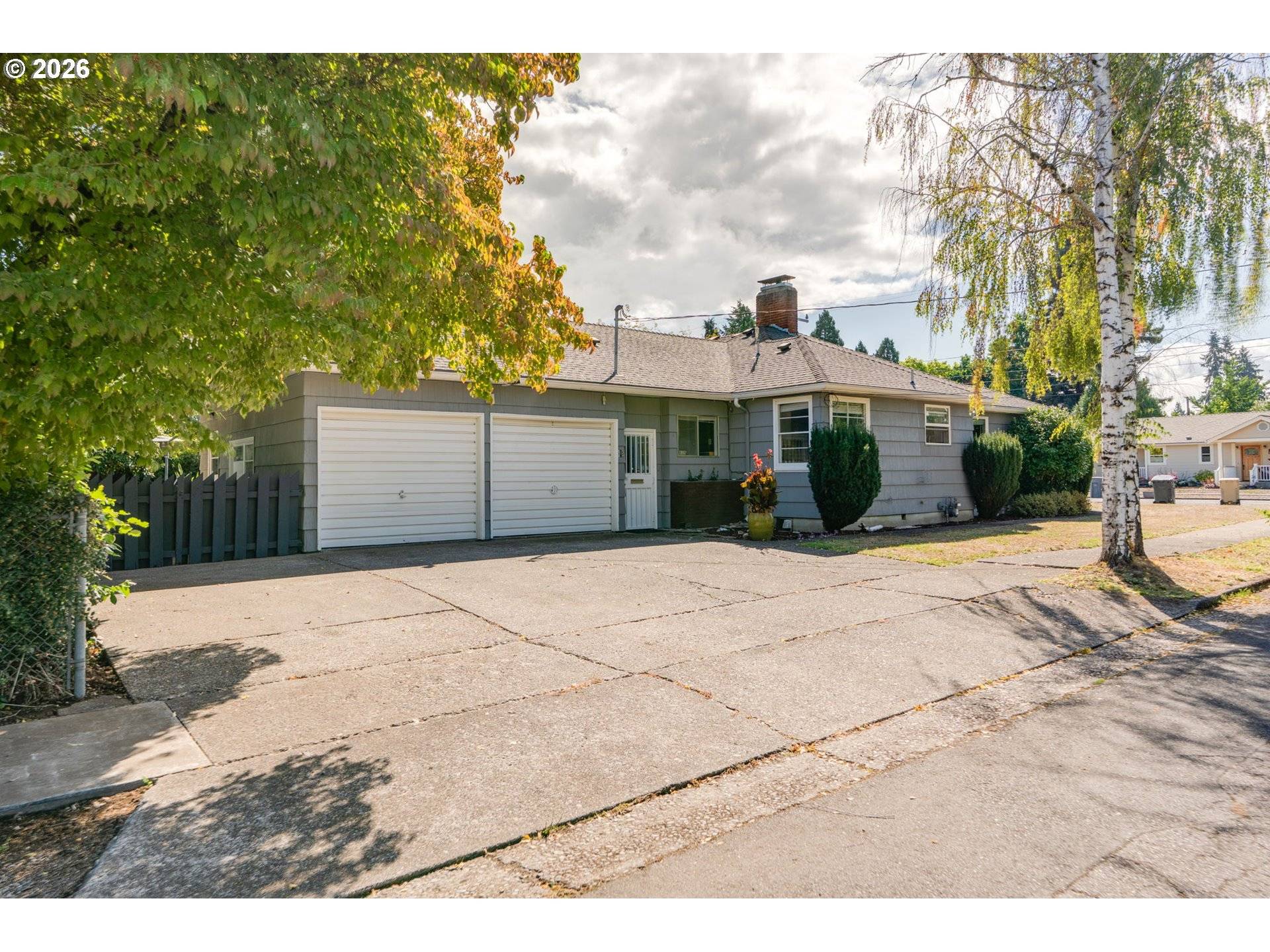 615 E SHERMAN ST, Lebanon, OR 97355