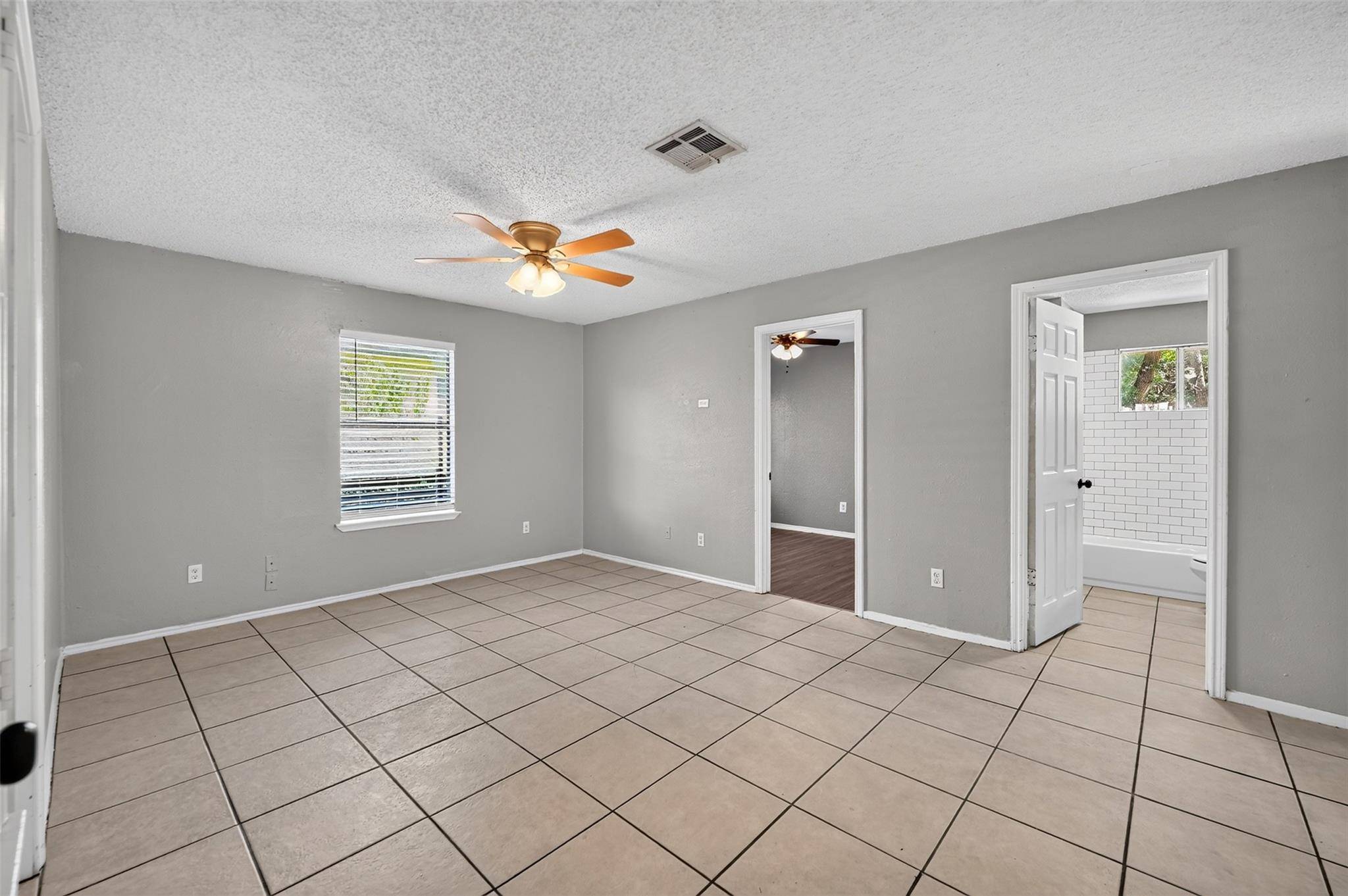 1207 Eleanor ST #A, Austin, TX 78721