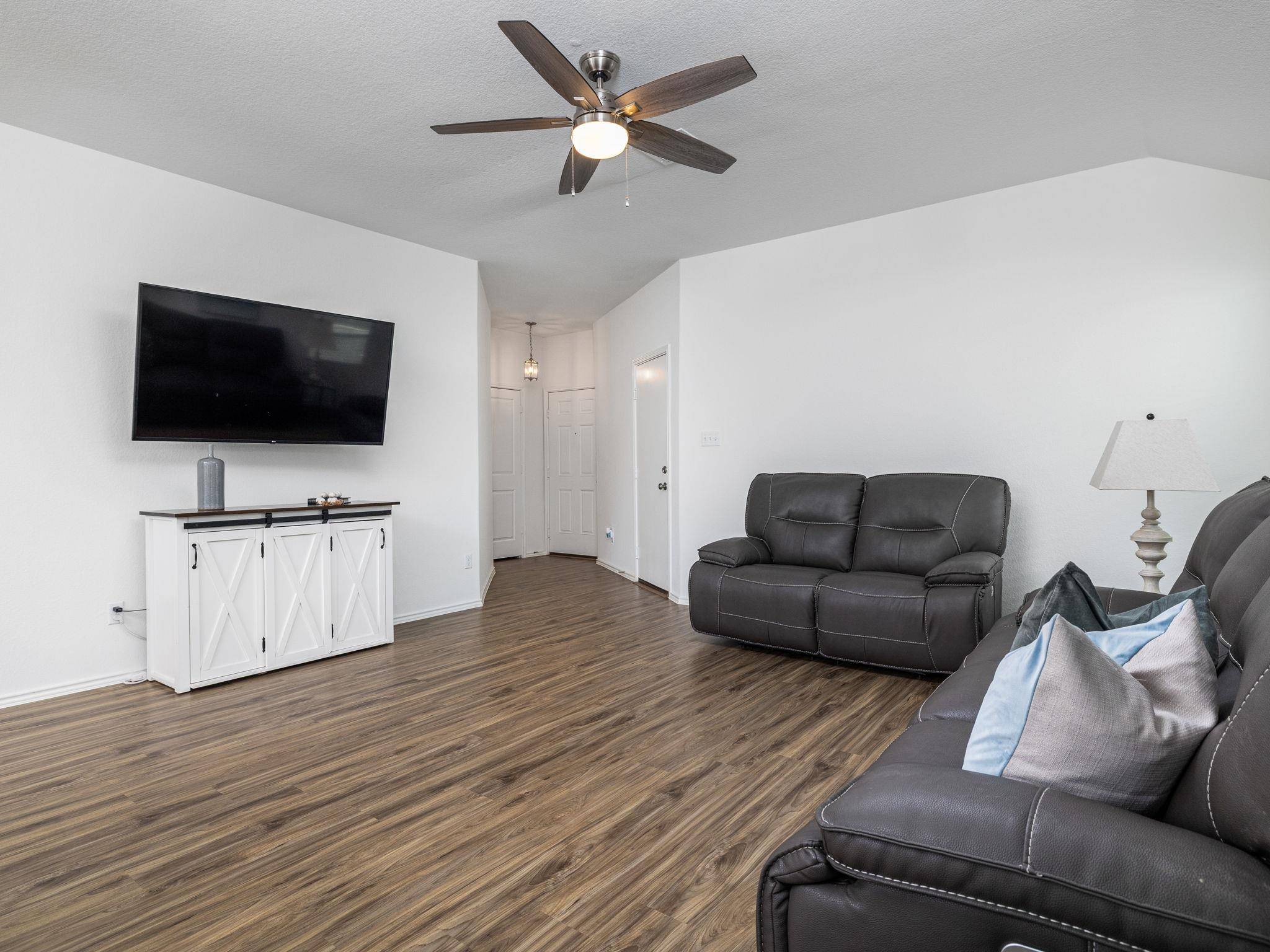 200 High Plains PASS, Liberty Hill, TX 78642