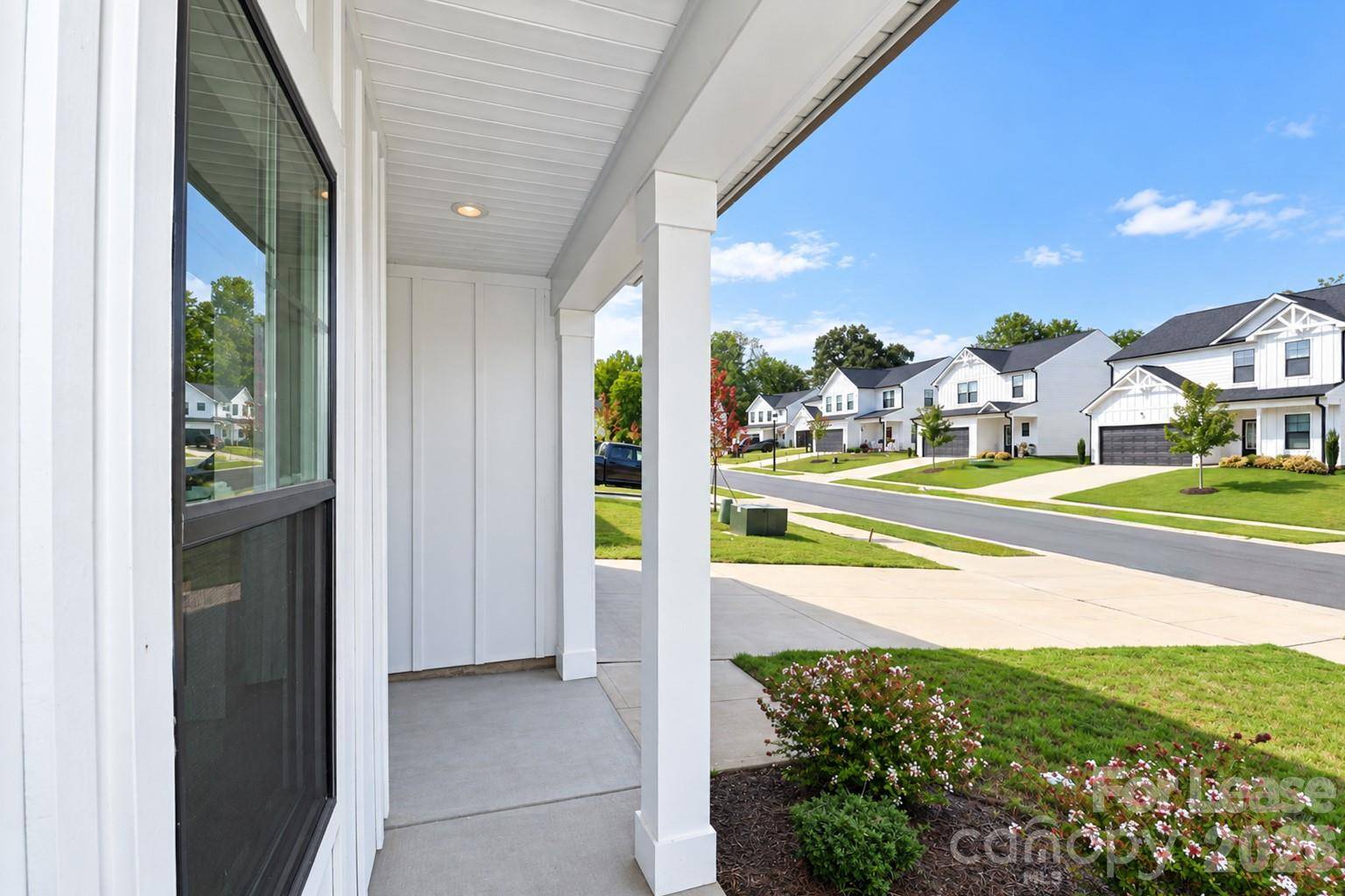 105 Silverwood CT, Mooresville, NC 28115